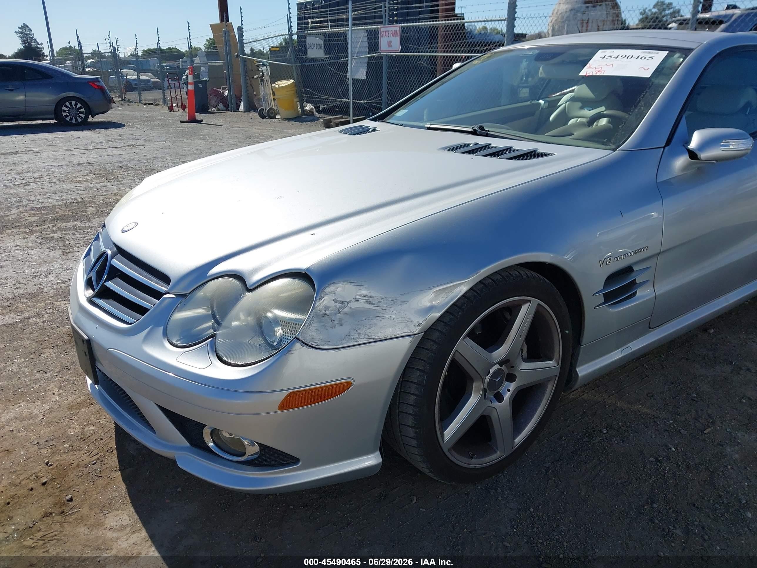 2007 Mercedes-benz Sl 55 Amg   Silver vin: WDBSK72F57F118936