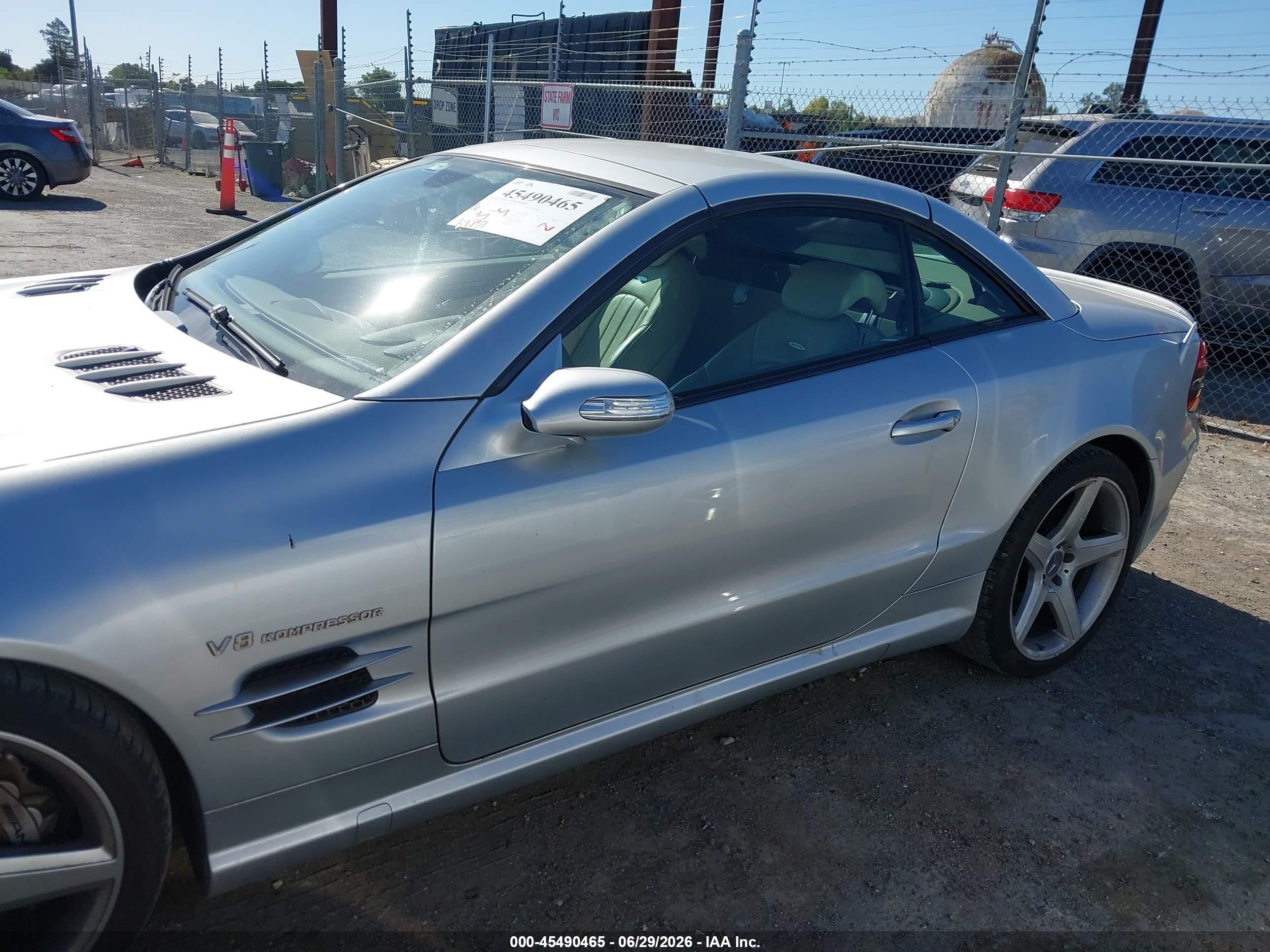 2007 Mercedes-benz Sl 55 Amg   Silver vin: WDBSK72F57F118936
