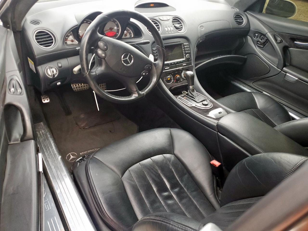 2007 Mercedes-benz Sl 55 Amg White vin: WDBSK72F67F131789
