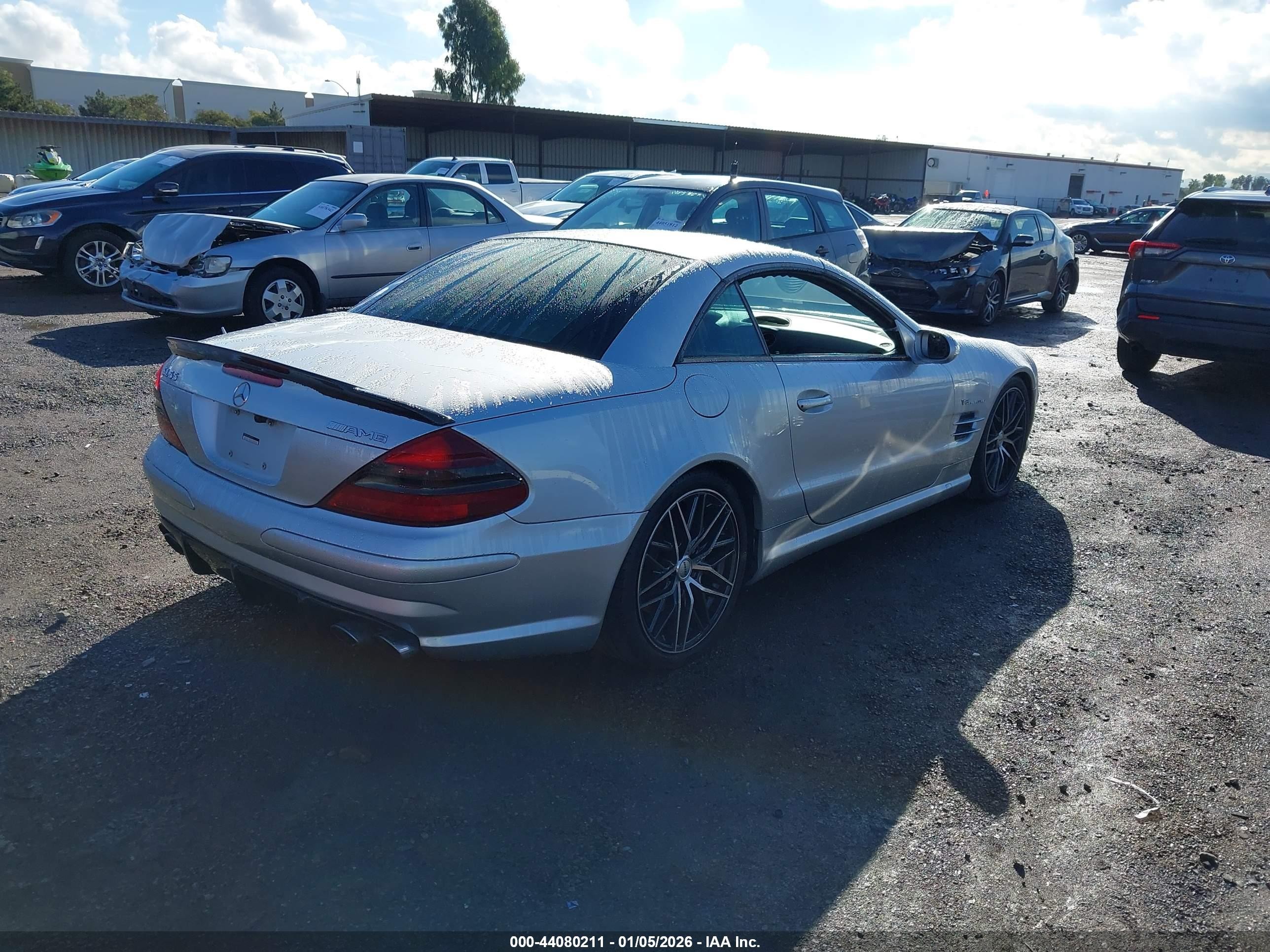 2003 Mercedes-benz Sl 55 Amg   Серебряный vin: WDBSK74F13F050531