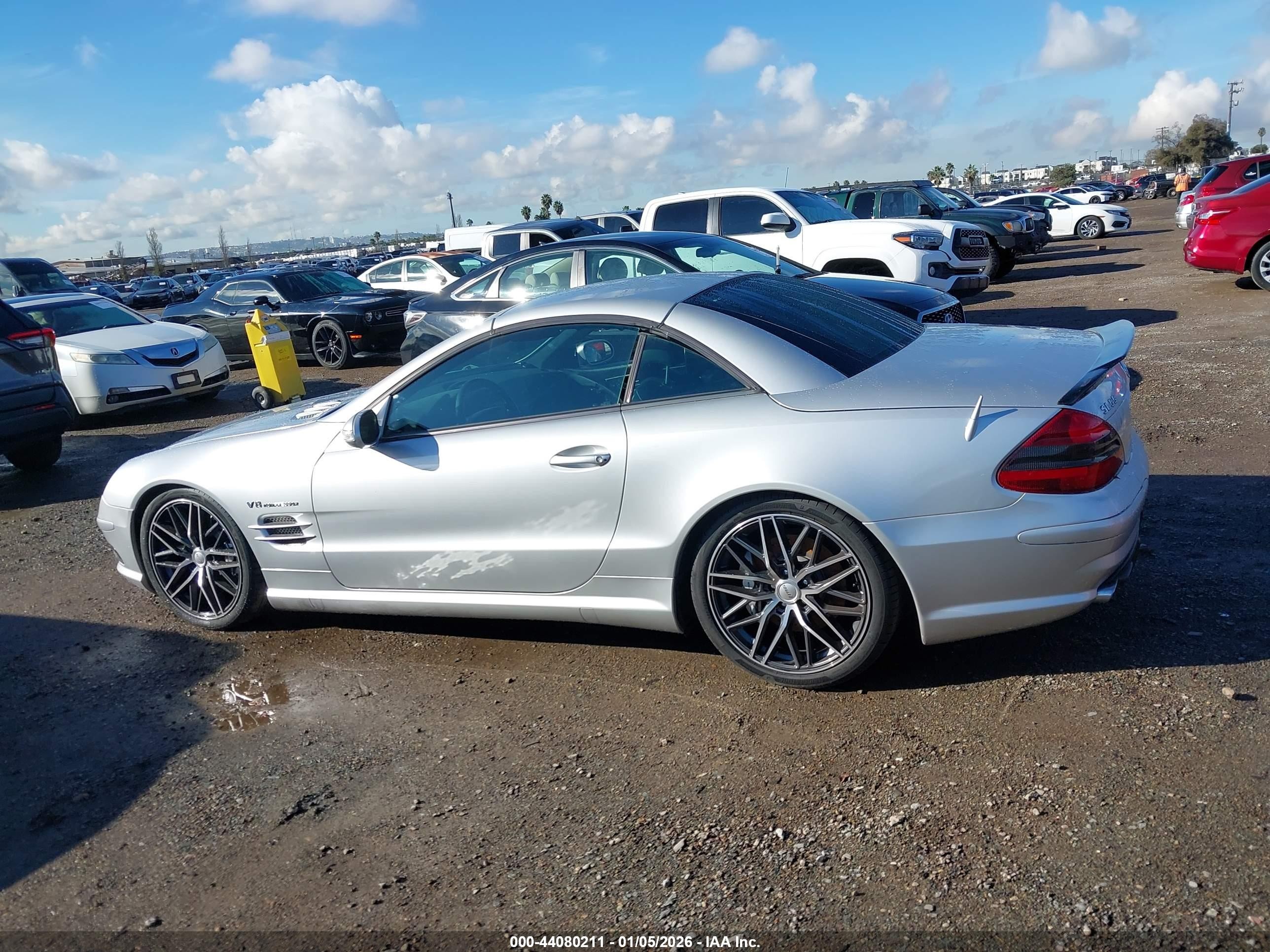 2003 Mercedes-benz Sl 55 Amg   Серебряный vin: WDBSK74F13F050531