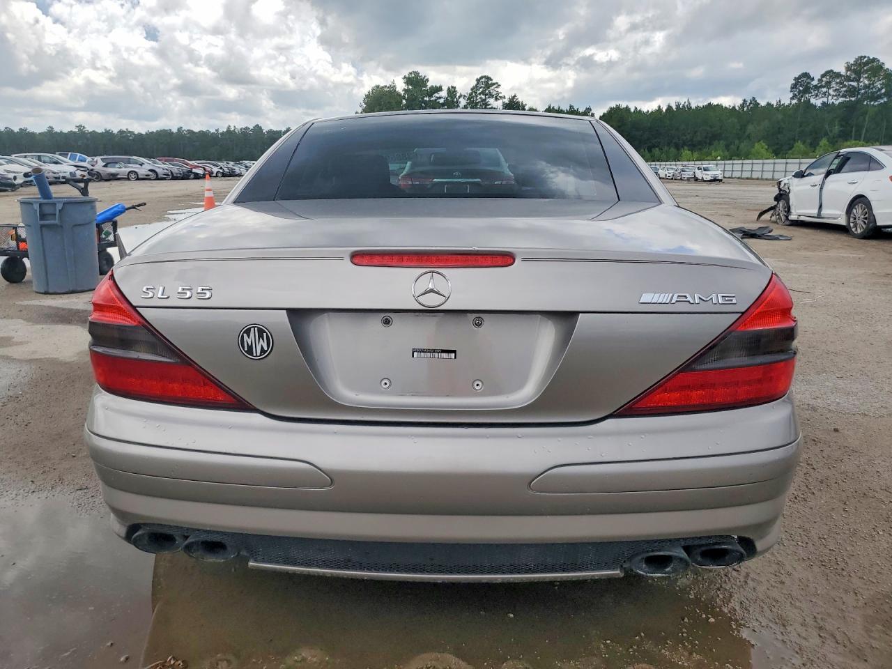 2004 Mercedes-benz Sl 55 Amg Серебряный vin: WDBSK74F24F073592