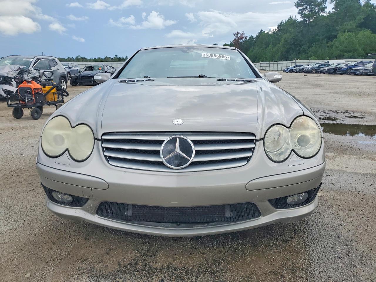 2004 Mercedes-benz Sl 55 Amg Серебряный vin: WDBSK74F24F073592