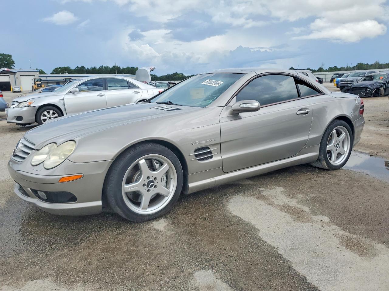 2004 Mercedes-benz Sl 55 Amg Серебряный vin: WDBSK74F24F073592
