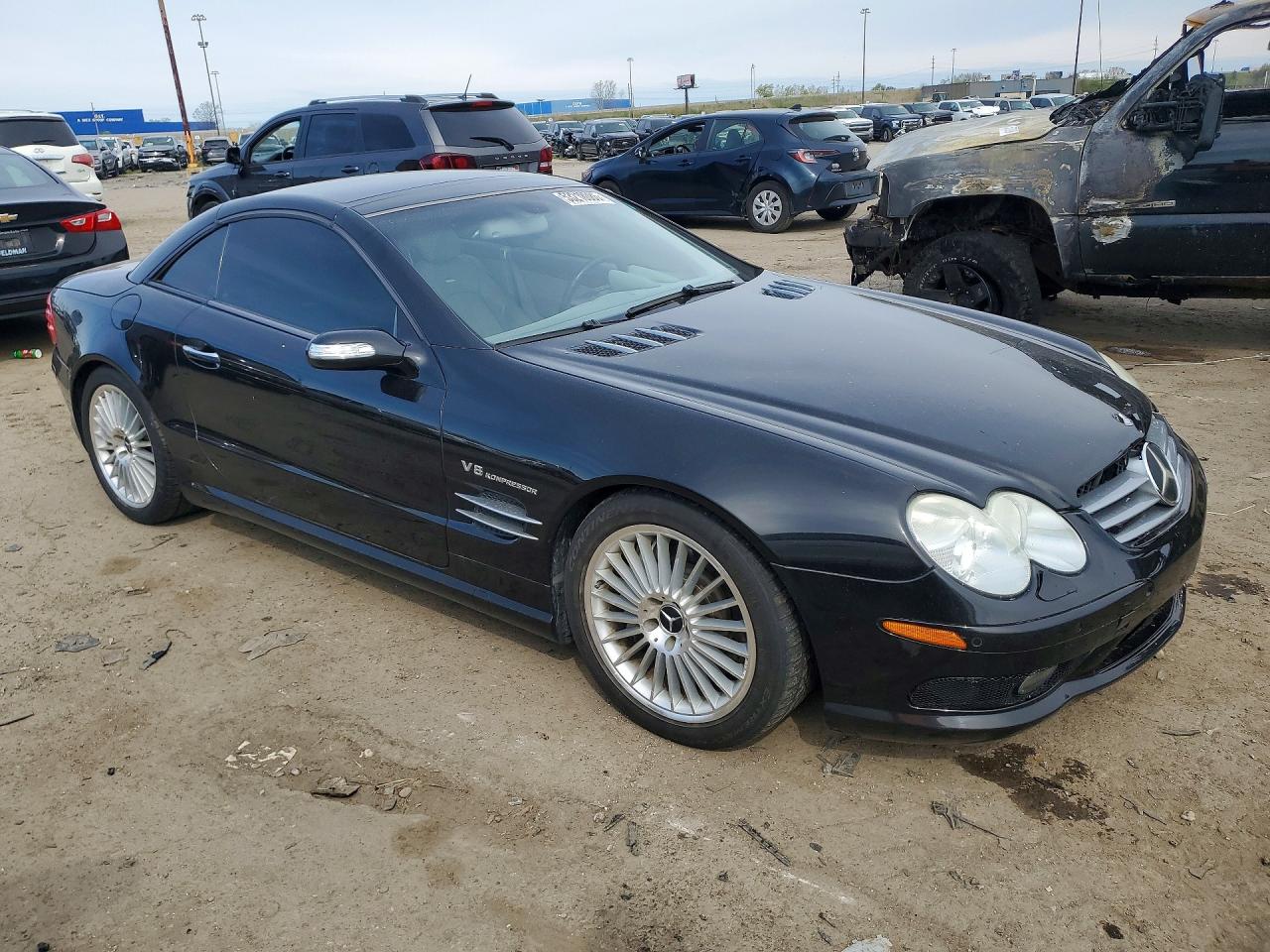 2004 Mercedes-benz Sl 55 Amg Черный vin: WDBSK74F24F078033