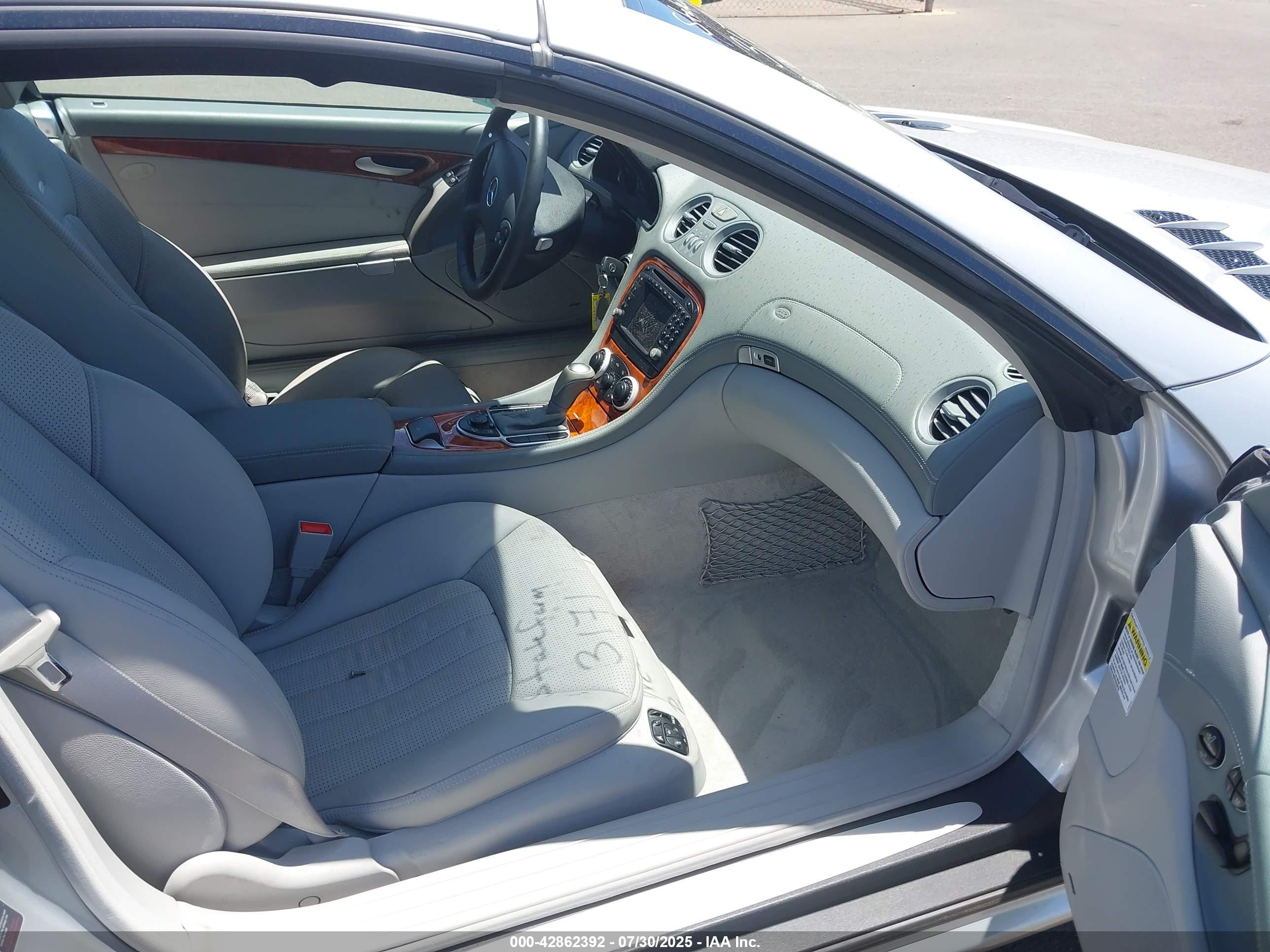2003 Mercedes-benz Sl 55 Amg   Silver vin: WDBSK74F33F036839