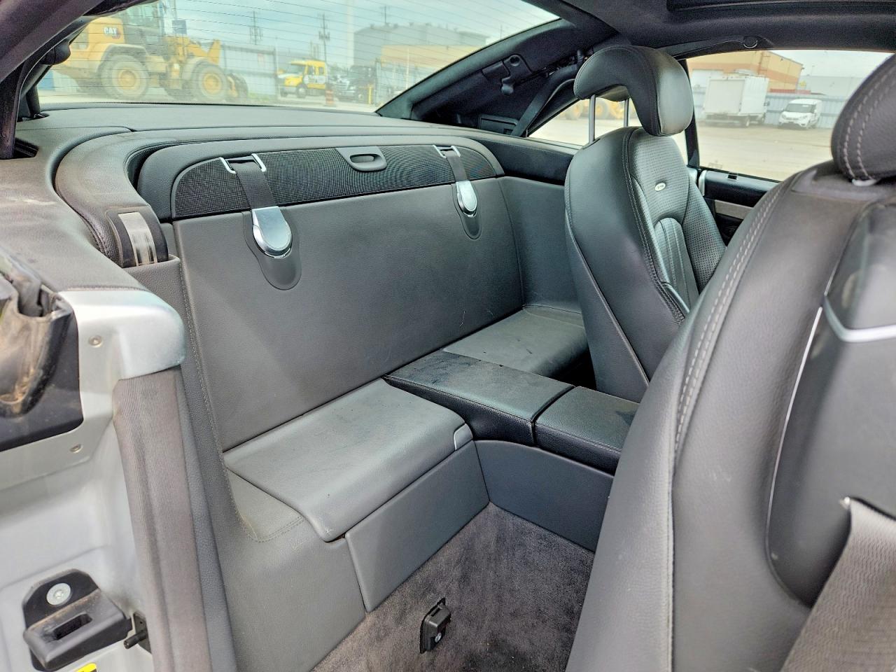 2004 Mercedes-benz Sl 55 Amg Silver vin: WDBSK74F34F069888