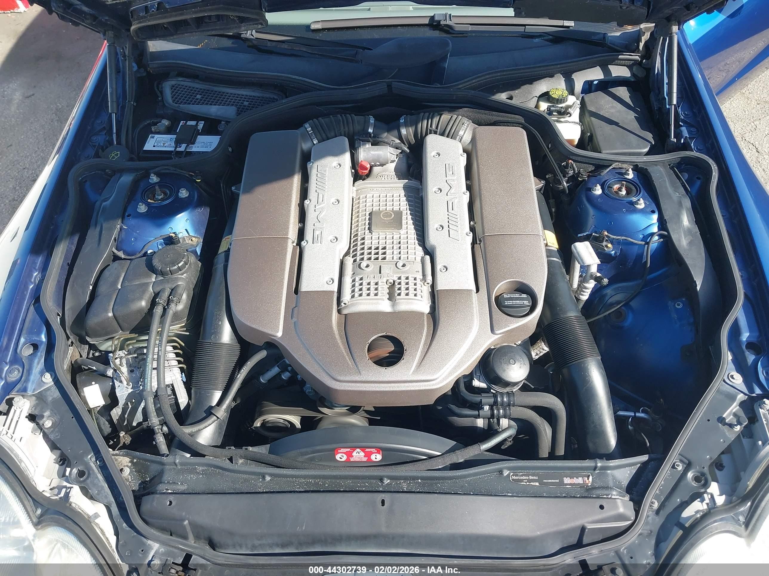 2003 Mercedes-benz Sl 55 Amg   Синий vin: WDBSK74F43F057750