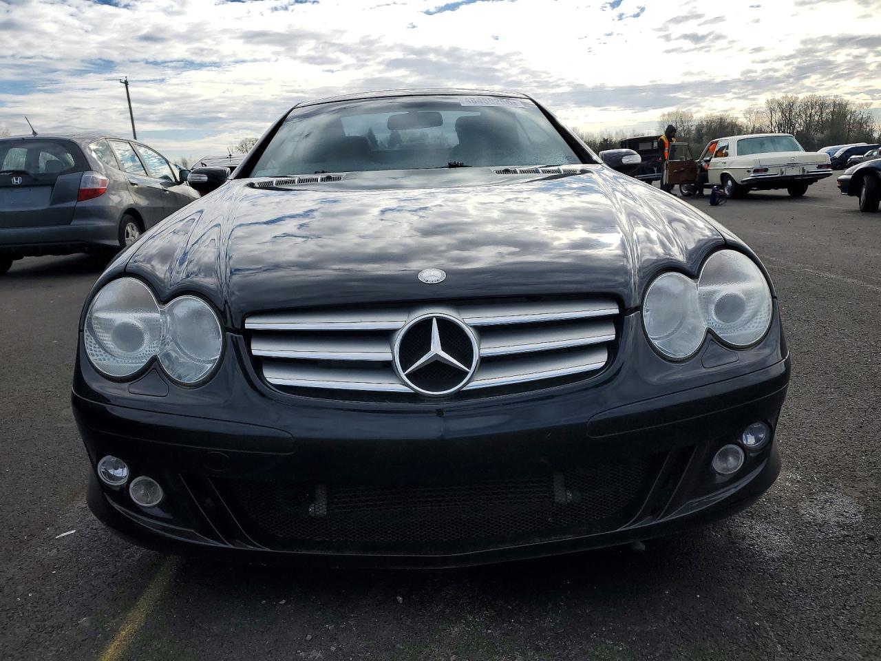 2004 Mercedes-benz Sl 55 Amg Black vin: WDBSK74F44F076803