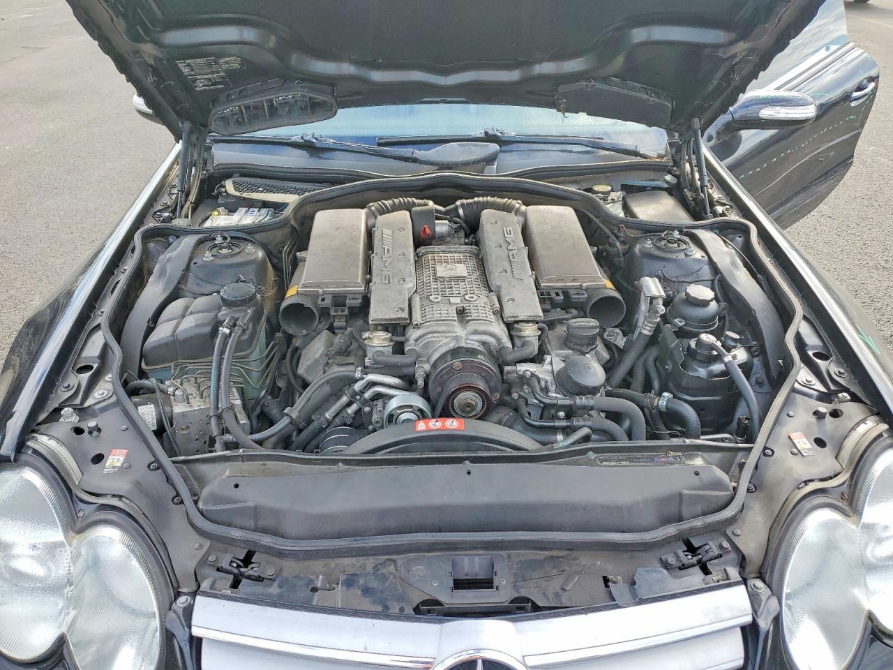 2004 Mercedes-benz Sl 55 Amg Black vin: WDBSK74F44F076803