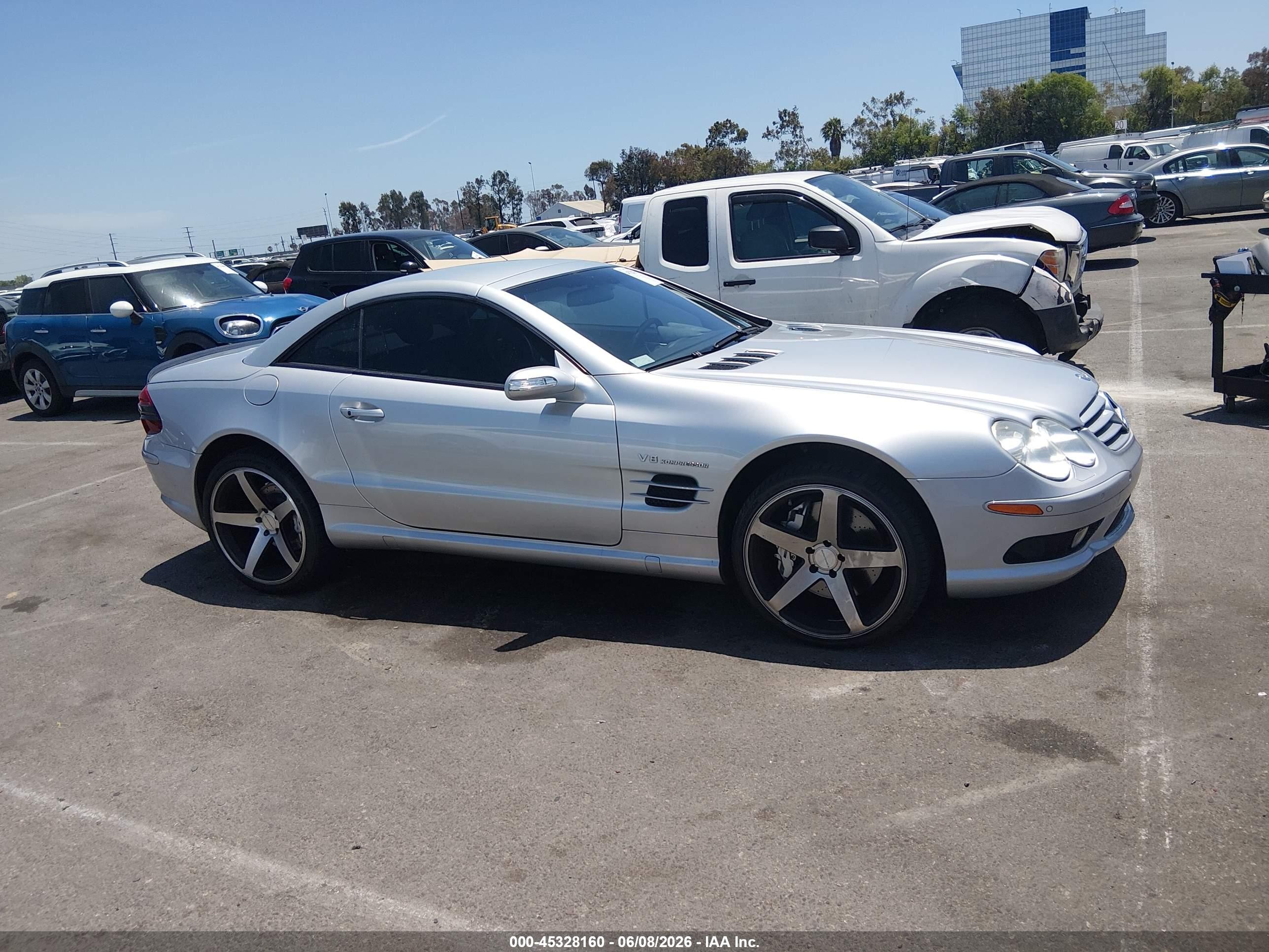 2004 Mercedes-benz Sl 55 Amg   Silver vin: WDBSK74F54F068452