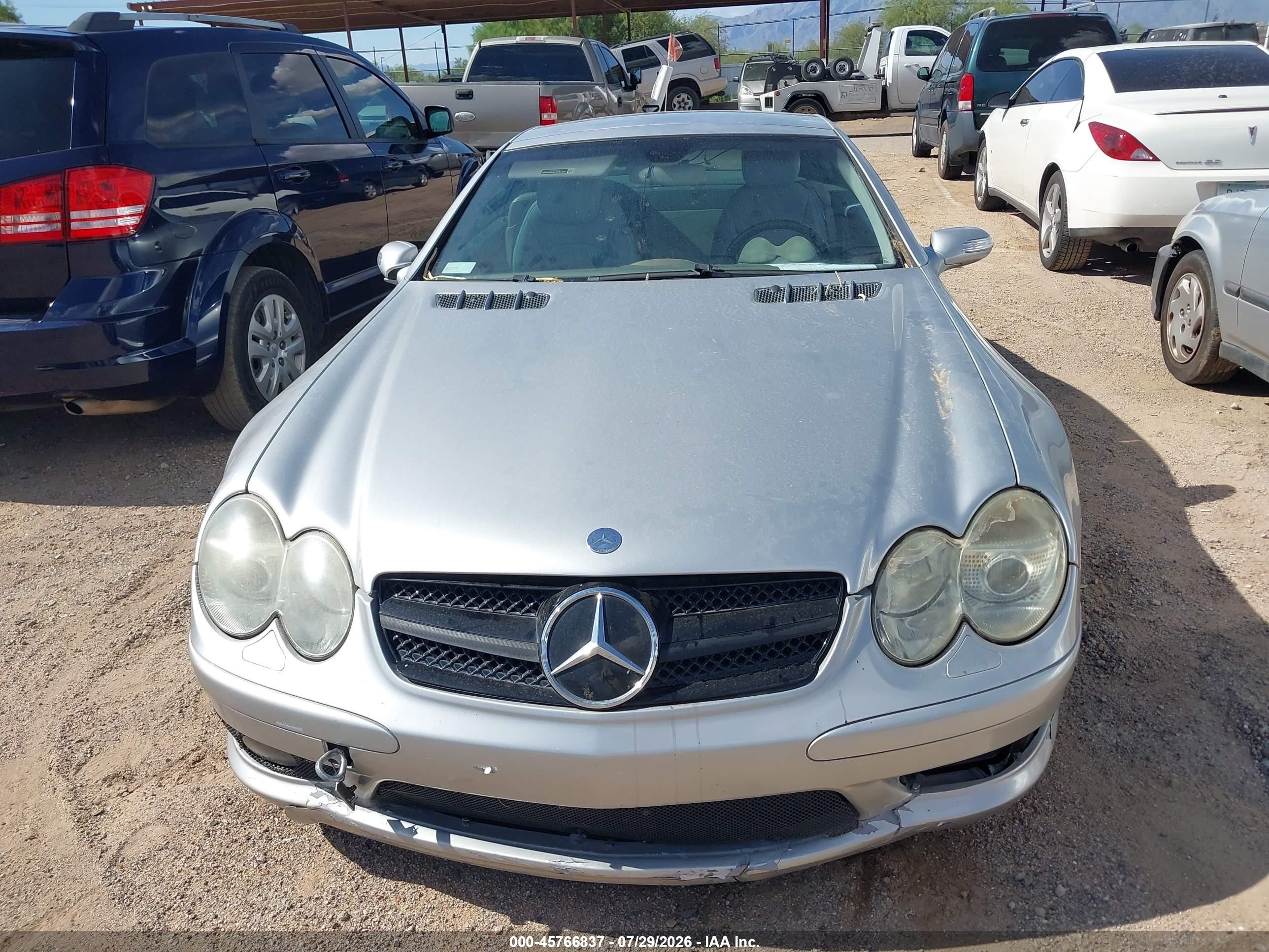 2004 Mercedes-benz Sl 55 Amg   Silver vin: WDBSK74F54F071819
