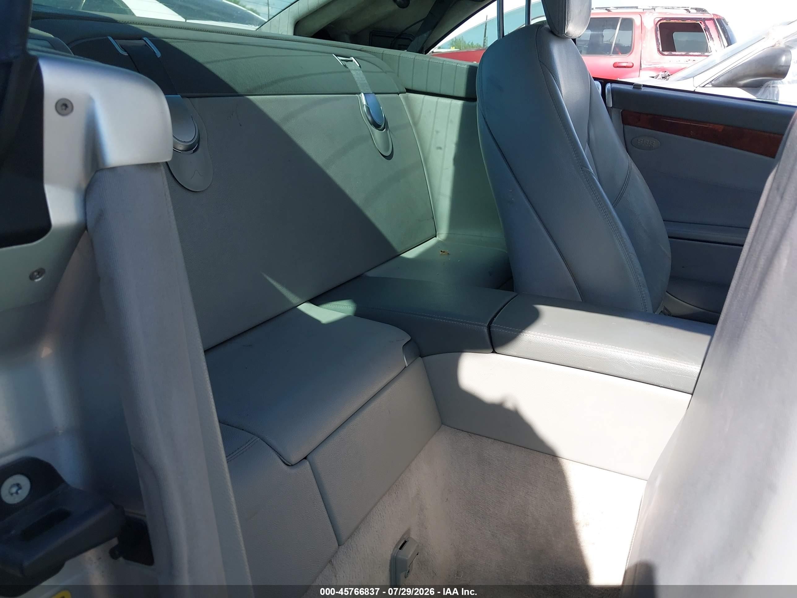 2004 Mercedes-benz Sl 55 Amg   Silver vin: WDBSK74F54F071819