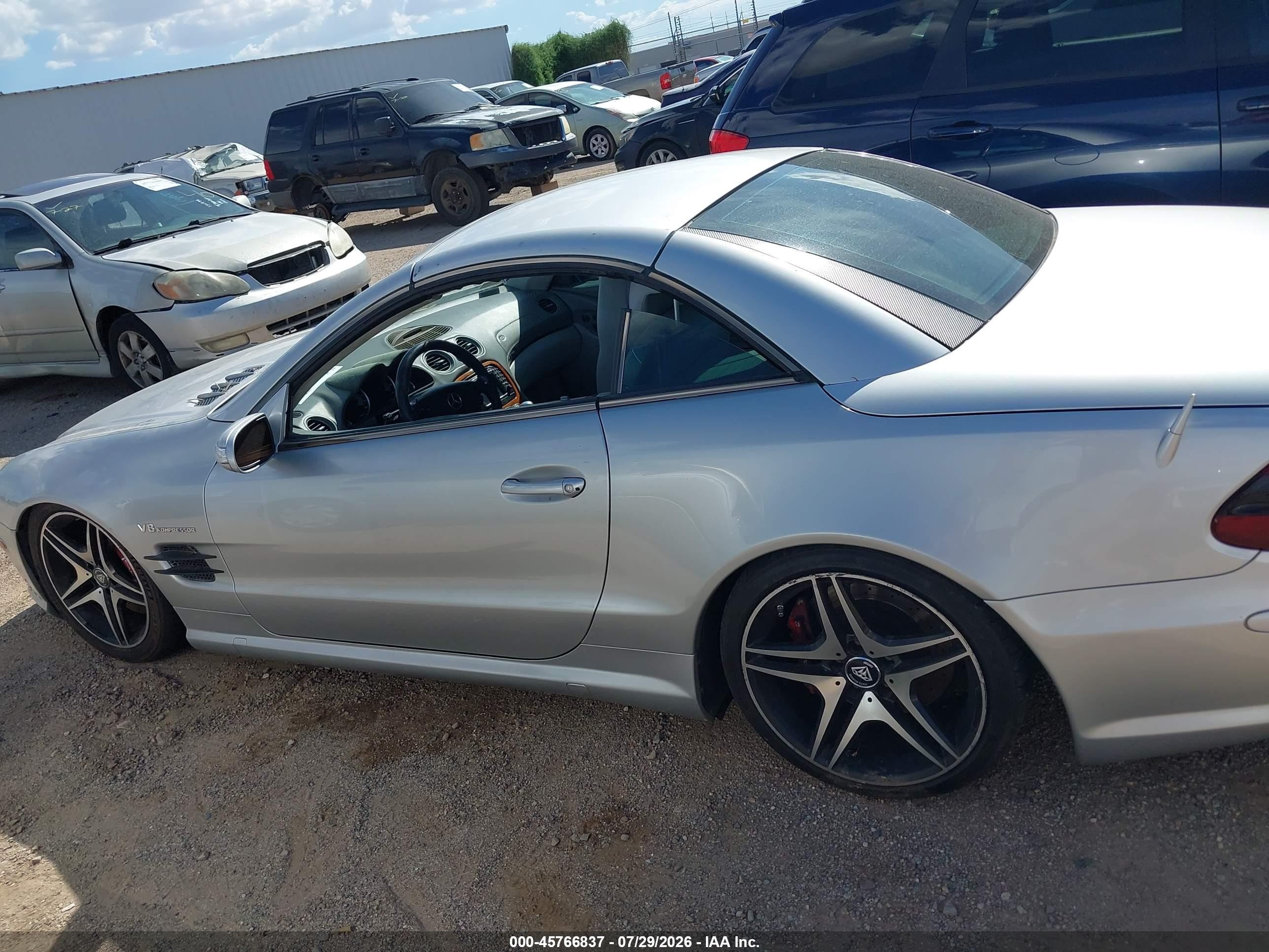 2004 Mercedes-benz Sl 55 Amg   Silver vin: WDBSK74F54F071819