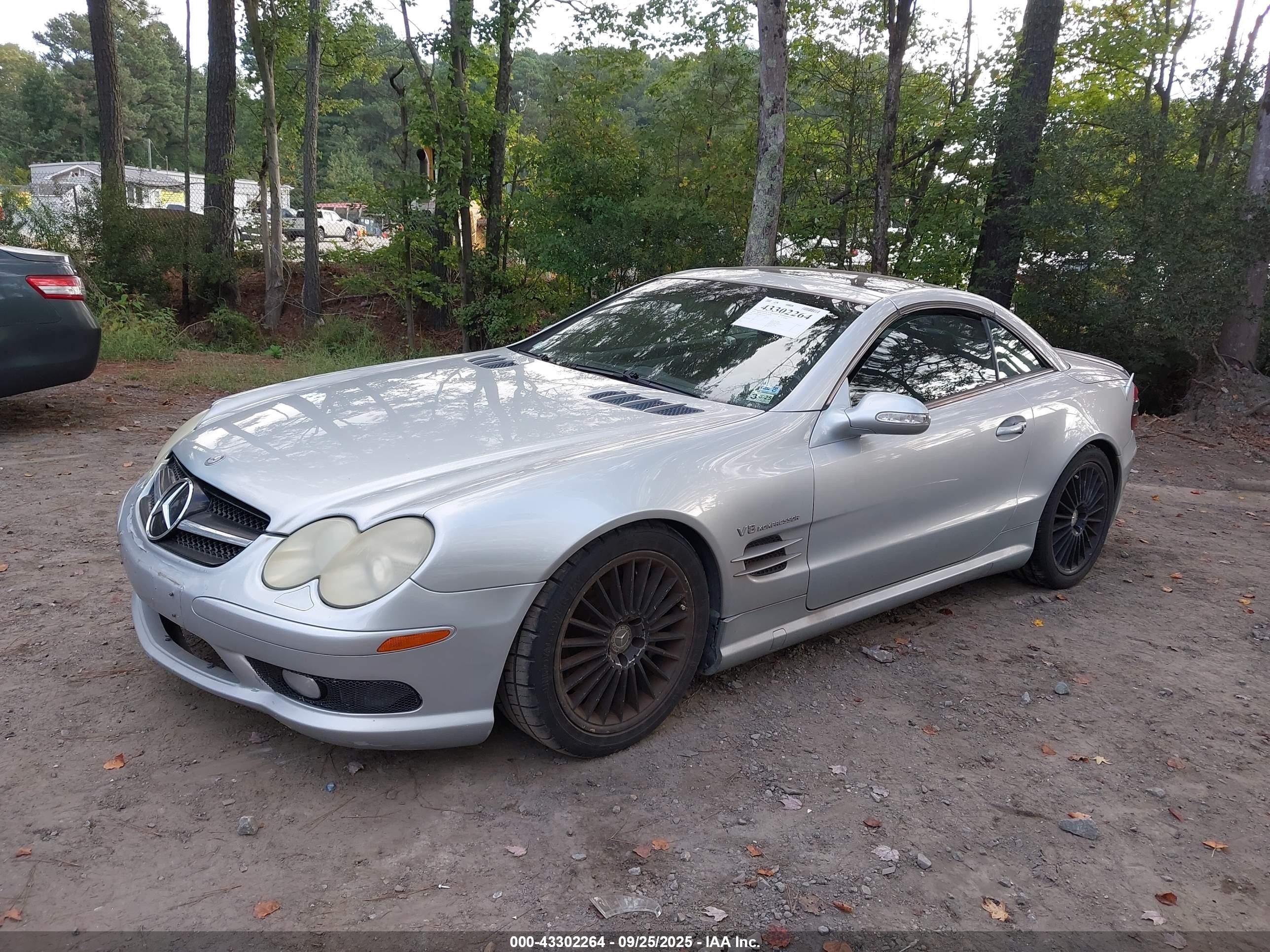 2003 Mercedes-benz Sl 55 Amg   Silver vin: WDBSK74F63F045826