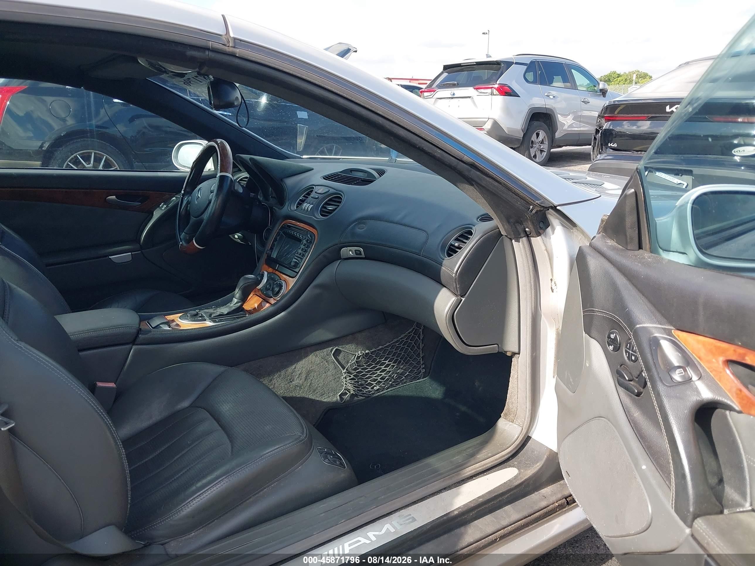 2003 Mercedes-benz Sl 55 Amg Silver vin: WDBSK74F63F046183