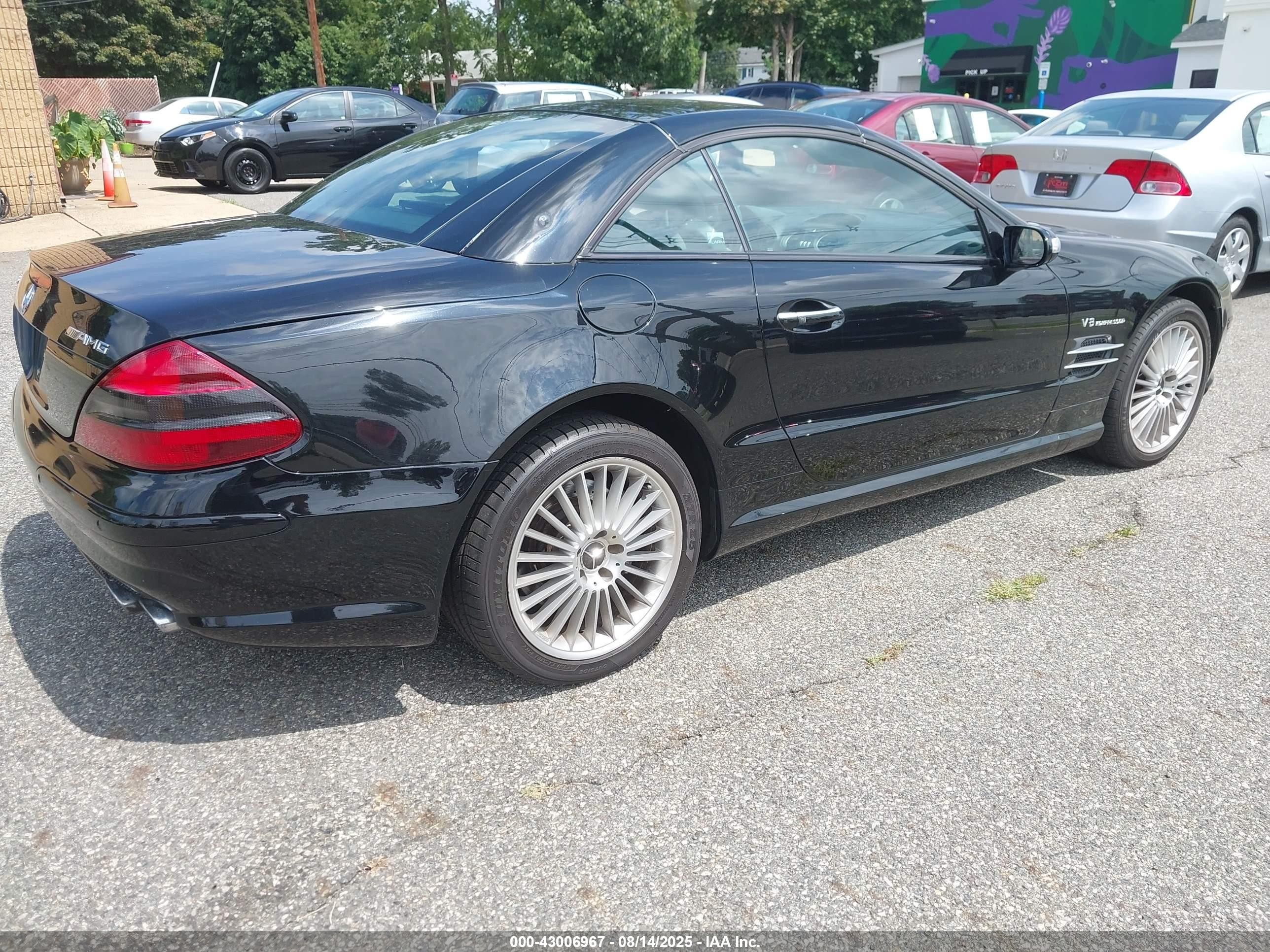 2004 Mercedes-benz Sl 55 Amg   Черный vin: WDBSK74F64F074809