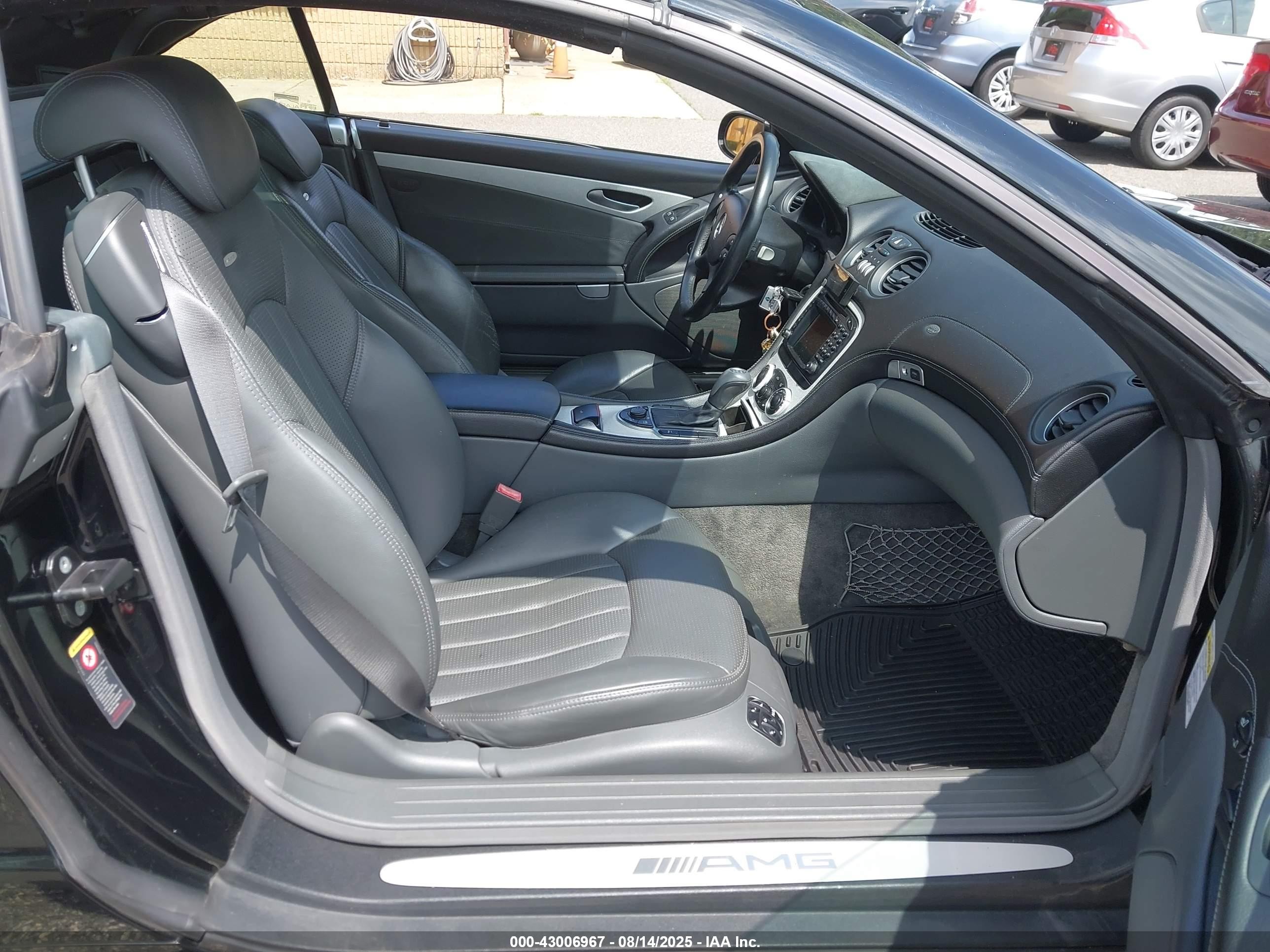 2004 Mercedes-benz Sl 55 Amg   Черный vin: WDBSK74F64F074809