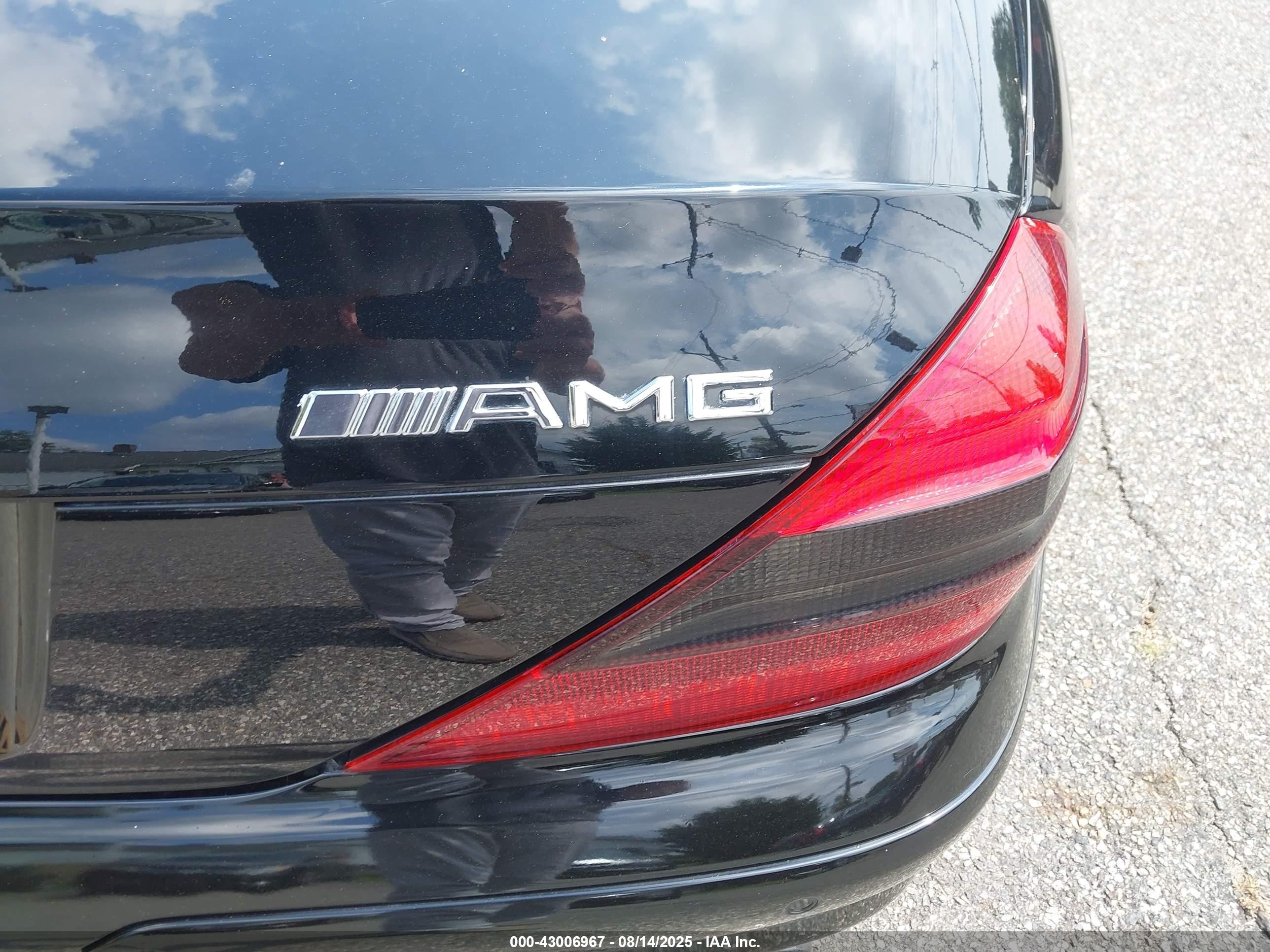 2004 Mercedes-benz Sl 55 Amg   Черный vin: WDBSK74F64F074809