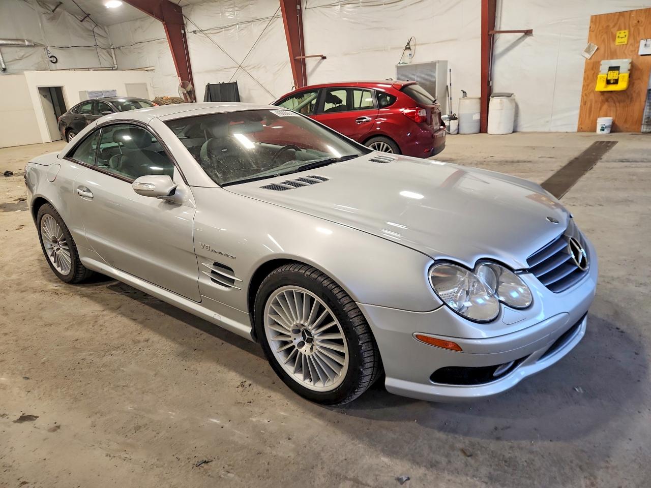 2004 Mercedes-benz Sl 55 Amg Серебряный vin: WDBSK74F74F073166