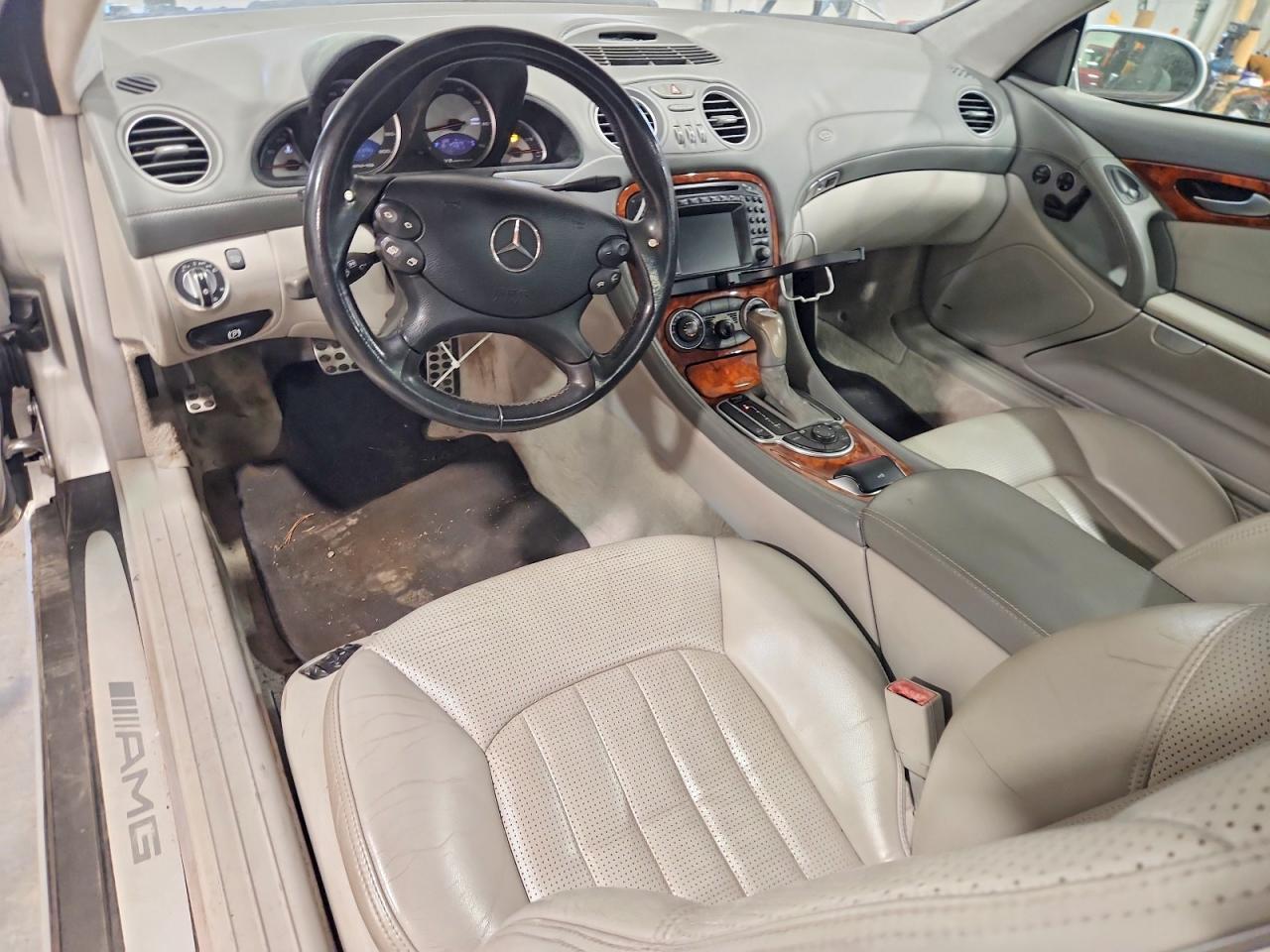 2004 Mercedes-benz Sl 55 Amg Серебряный vin: WDBSK74F74F073166
