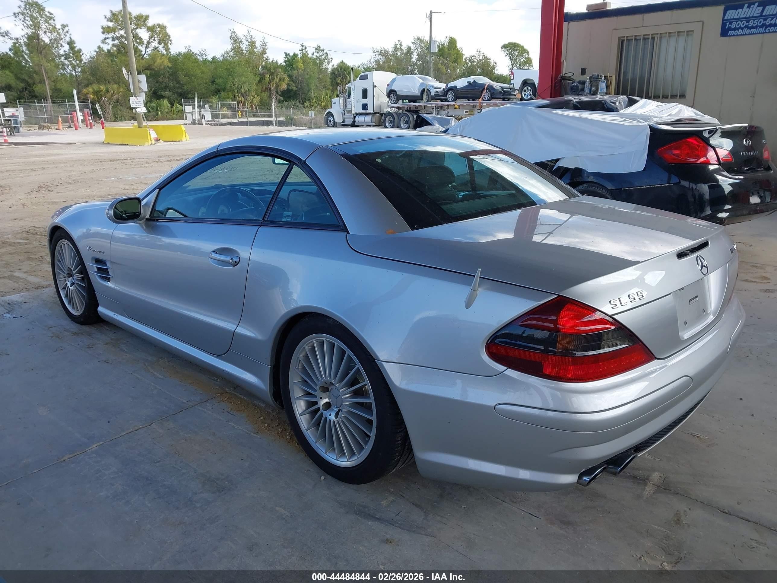 2003 Mercedes-benz Sl 55 Amg   Silver vin: WDBSK74F83F025335