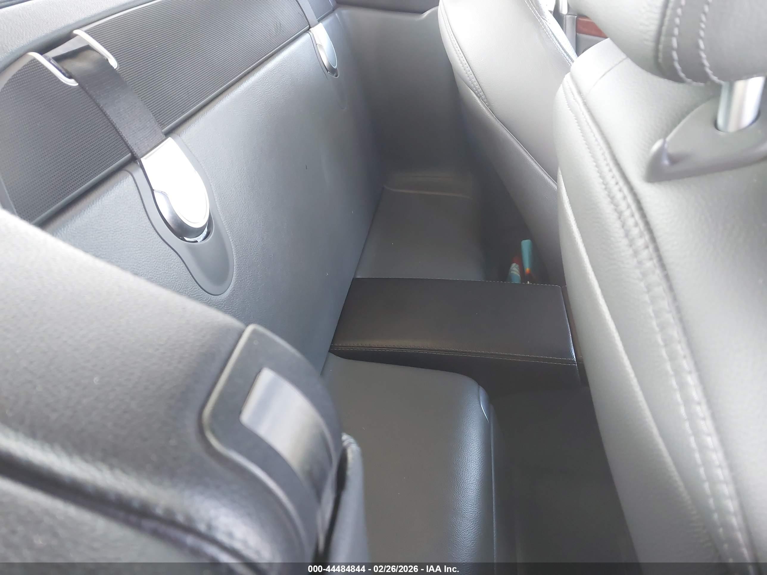 2003 Mercedes-benz Sl 55 Amg   Silver vin: WDBSK74F83F025335