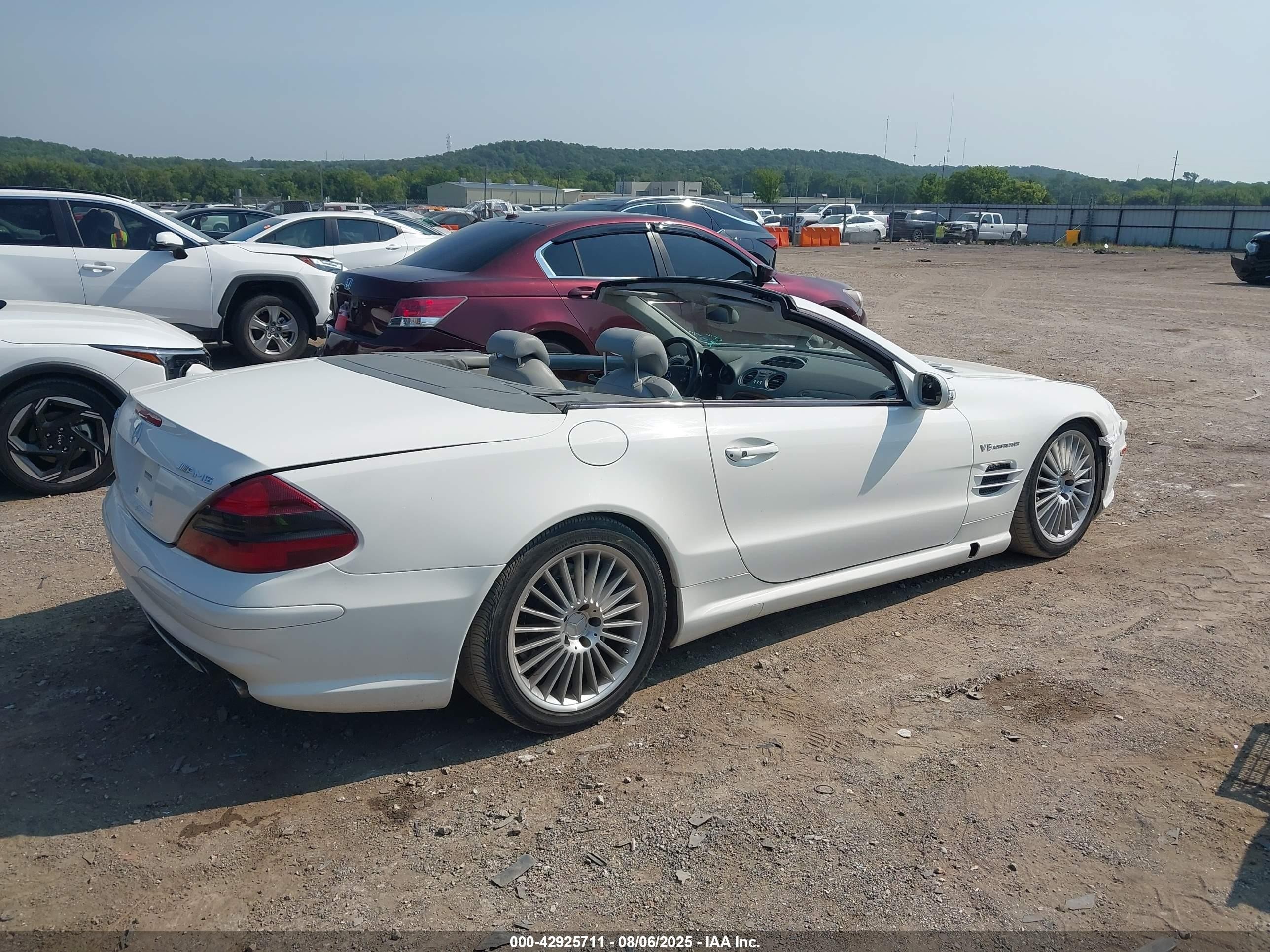 2003 Mercedes-benz Sl 55 Amg   Белый vin: WDBSK74F83F052485