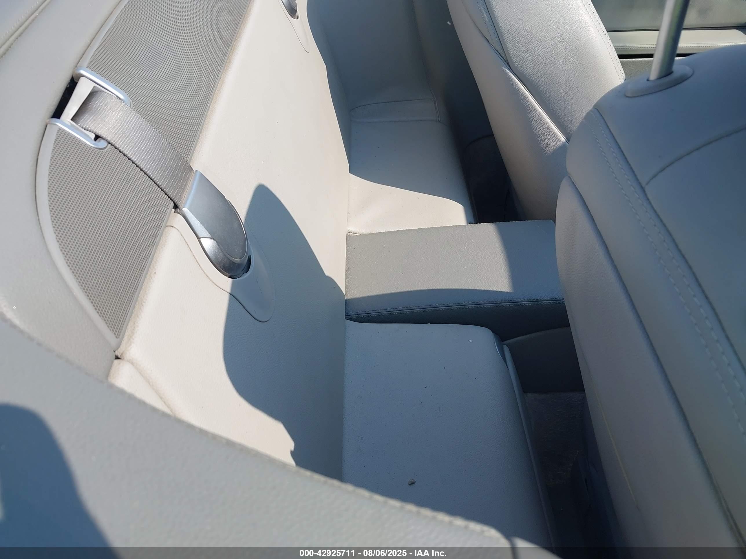 2003 Mercedes-benz Sl 55 Amg   Белый vin: WDBSK74F83F052485
