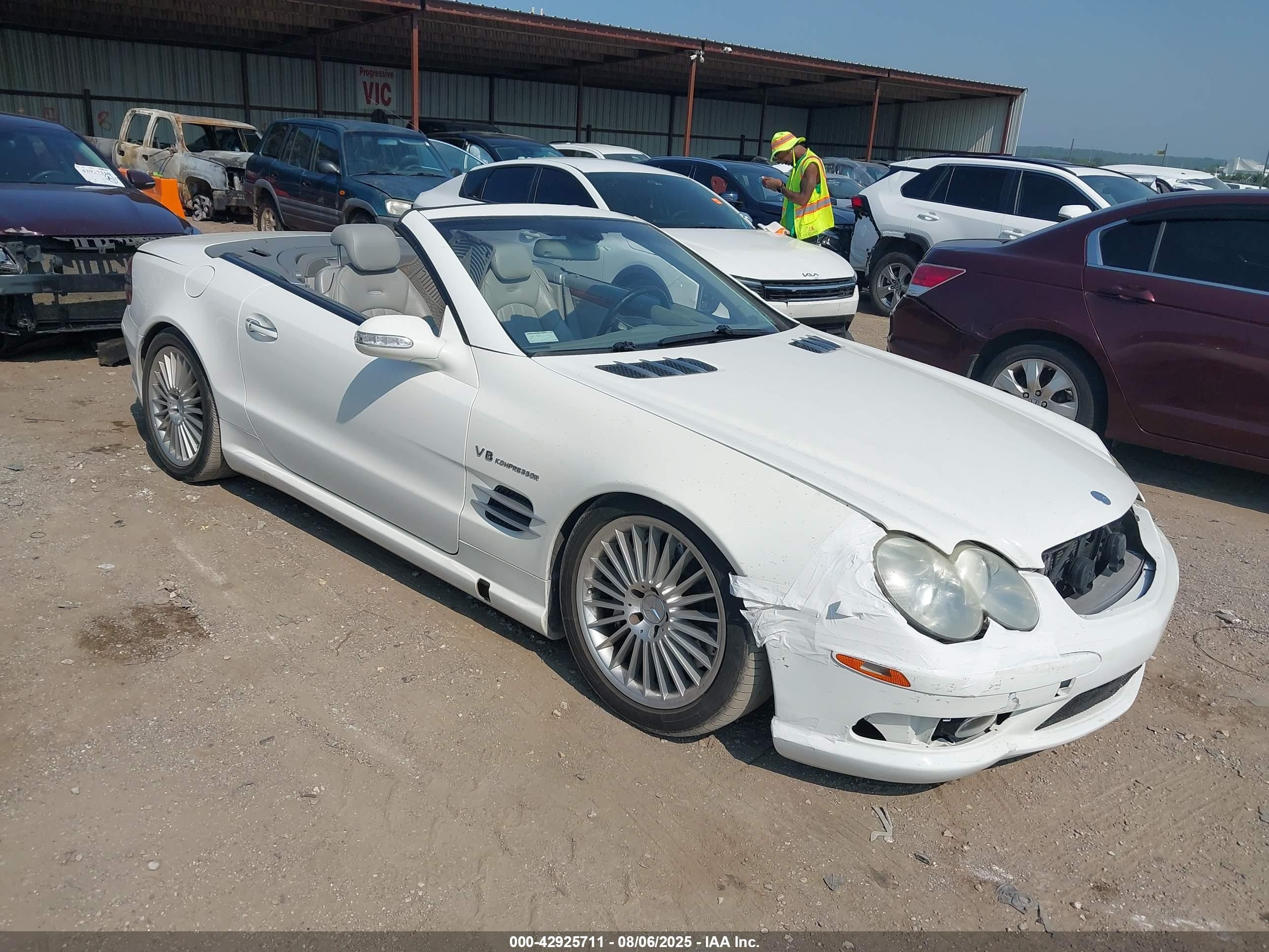 2003 Mercedes-benz Sl 55 Amg   White vin: WDBSK74F83F052485