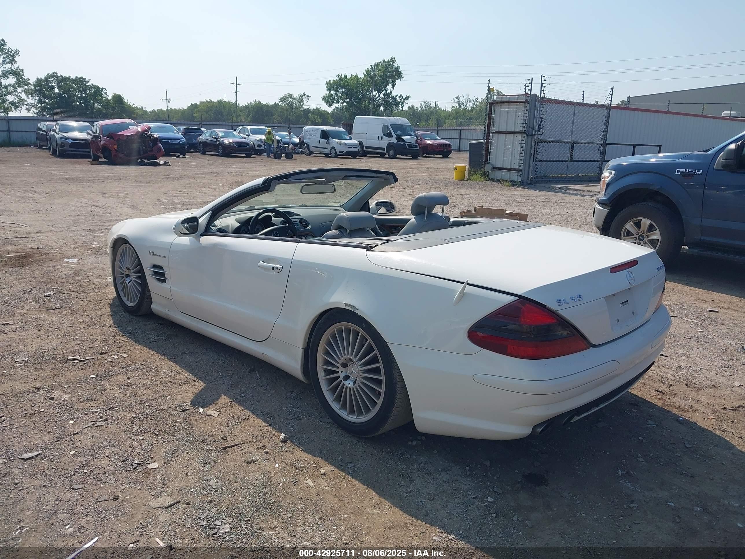 2003 Mercedes-benz Sl 55 Amg   Белый vin: WDBSK74F83F052485