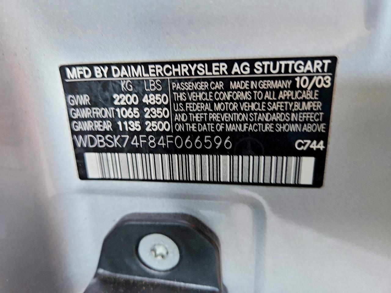 2004 Mercedes-benz Sl 55 Amg Silver vin: WDBSK74F84F066596