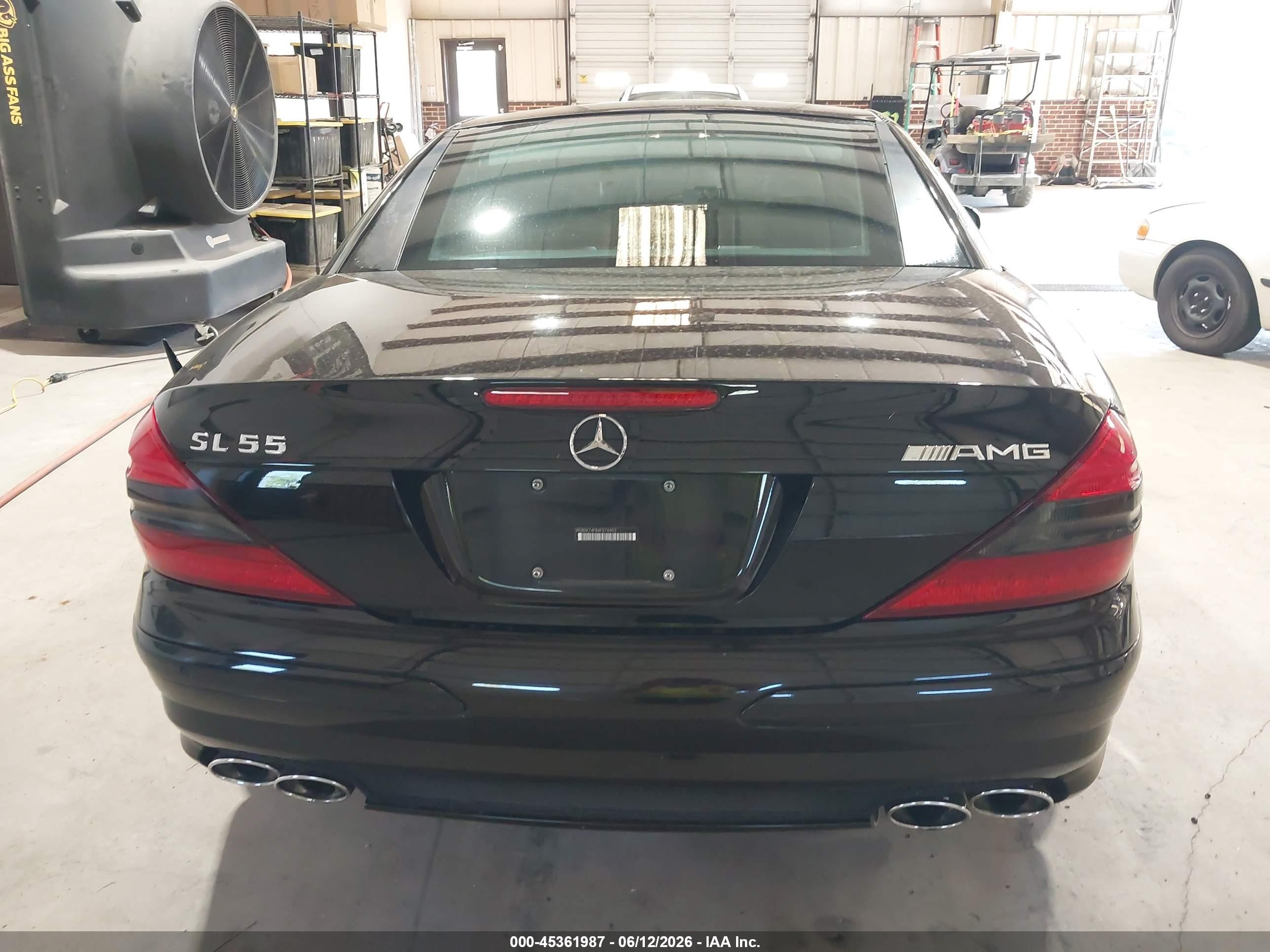 2004 Mercedes-benz Sl 55 Amg   Черный vin: WDBSK74F84F076903