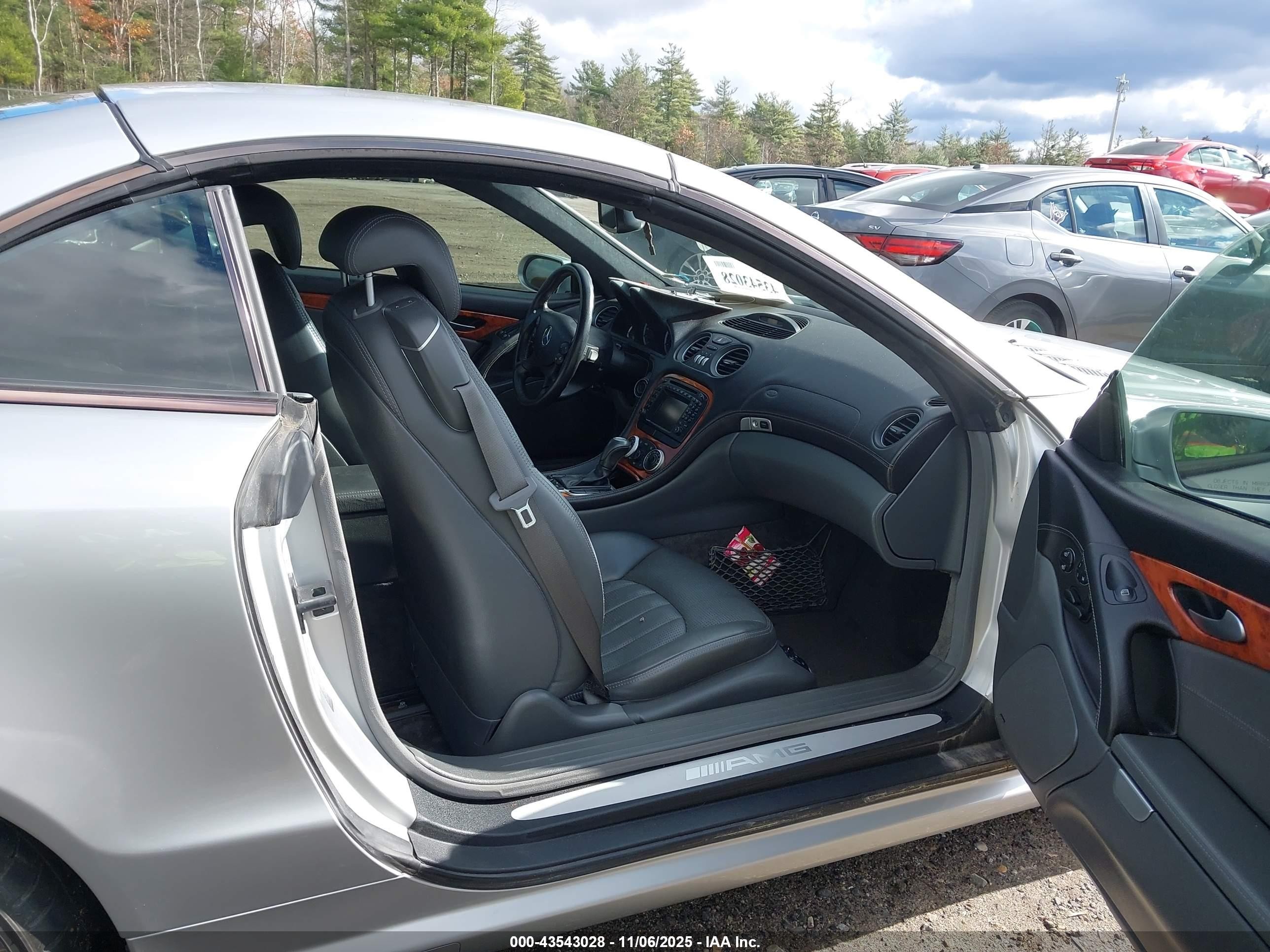 2004 Mercedes-benz Sl 55 Amg   Серебряный vin: WDBSK74F84F083043