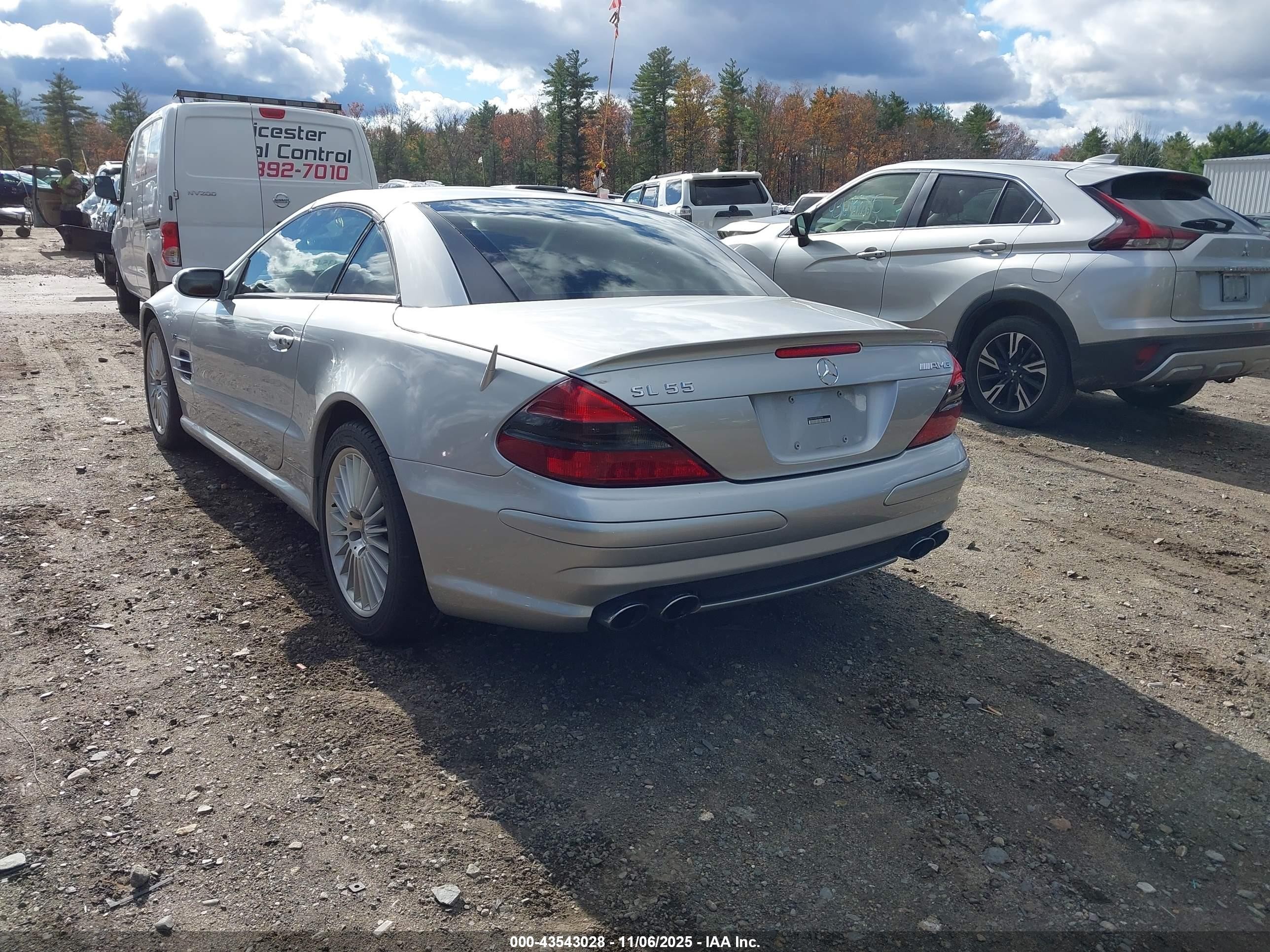 2004 Mercedes-benz Sl 55 Amg   Серебряный vin: WDBSK74F84F083043