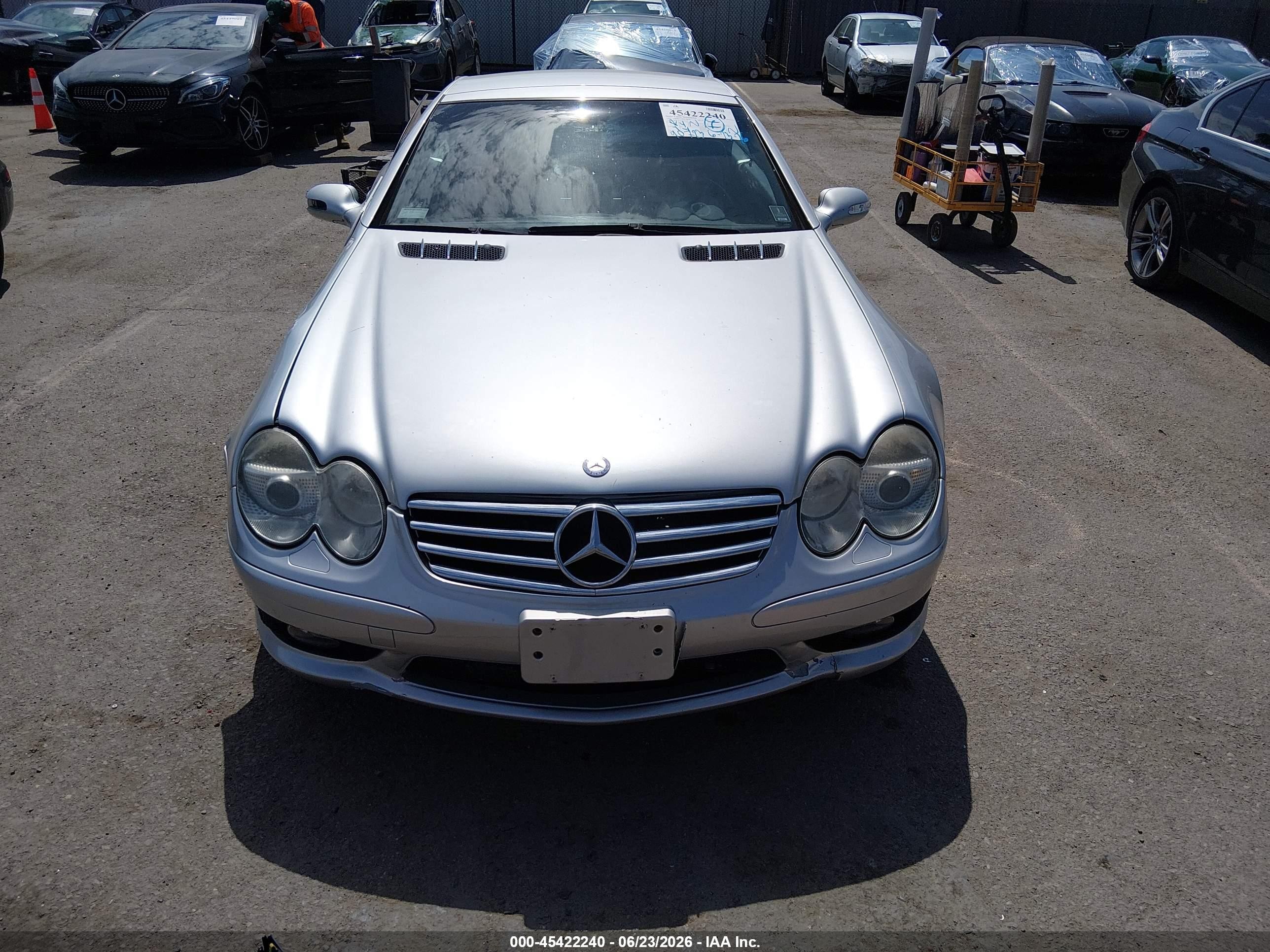 2003 Mercedes-benz Sl 55 Amg   Silver vin: WDBSK74FX3F037129