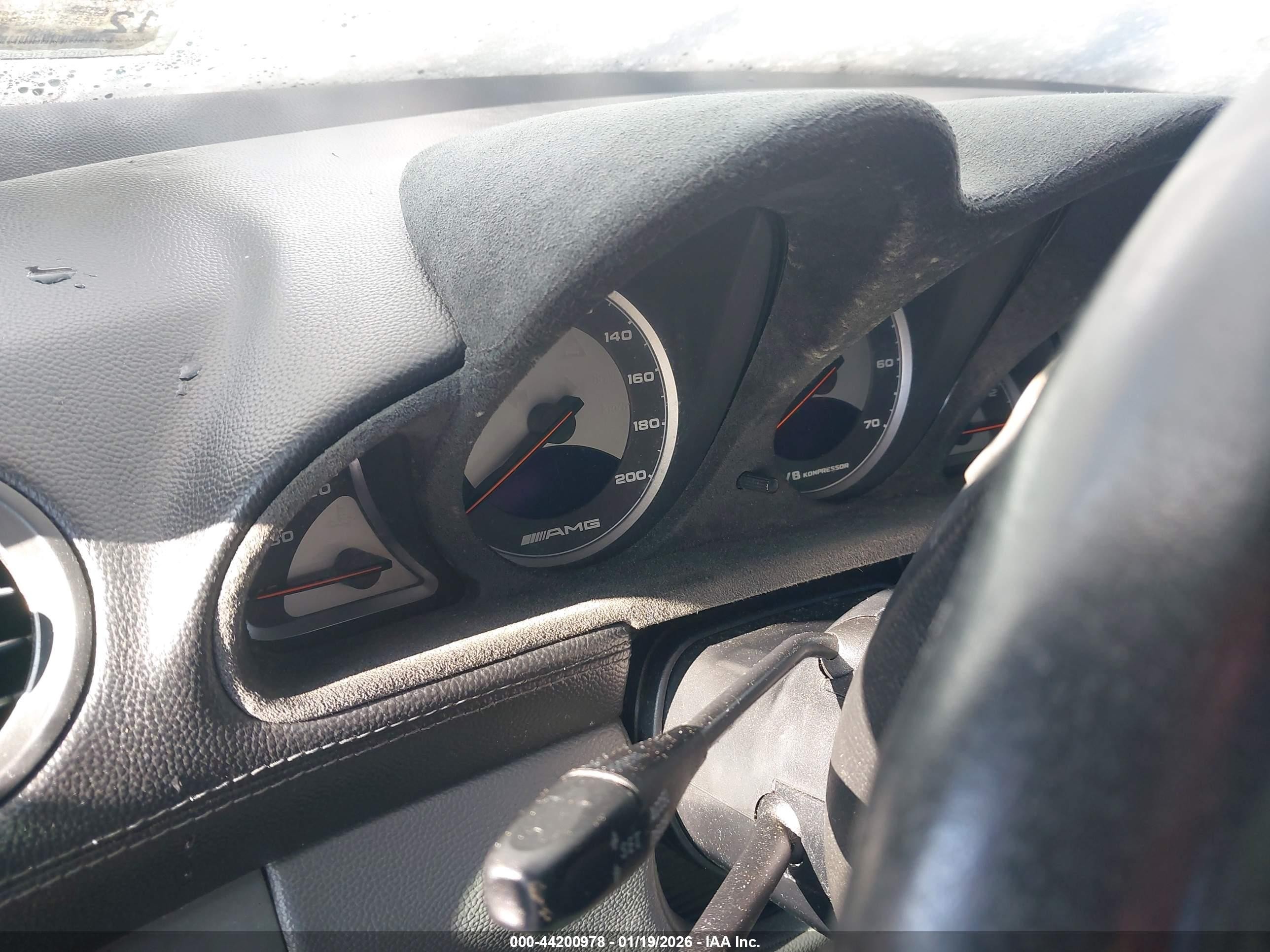 2003 Mercedes-benz Sl 55 Amg   Серебряный vin: WDBSK74FX3F046803