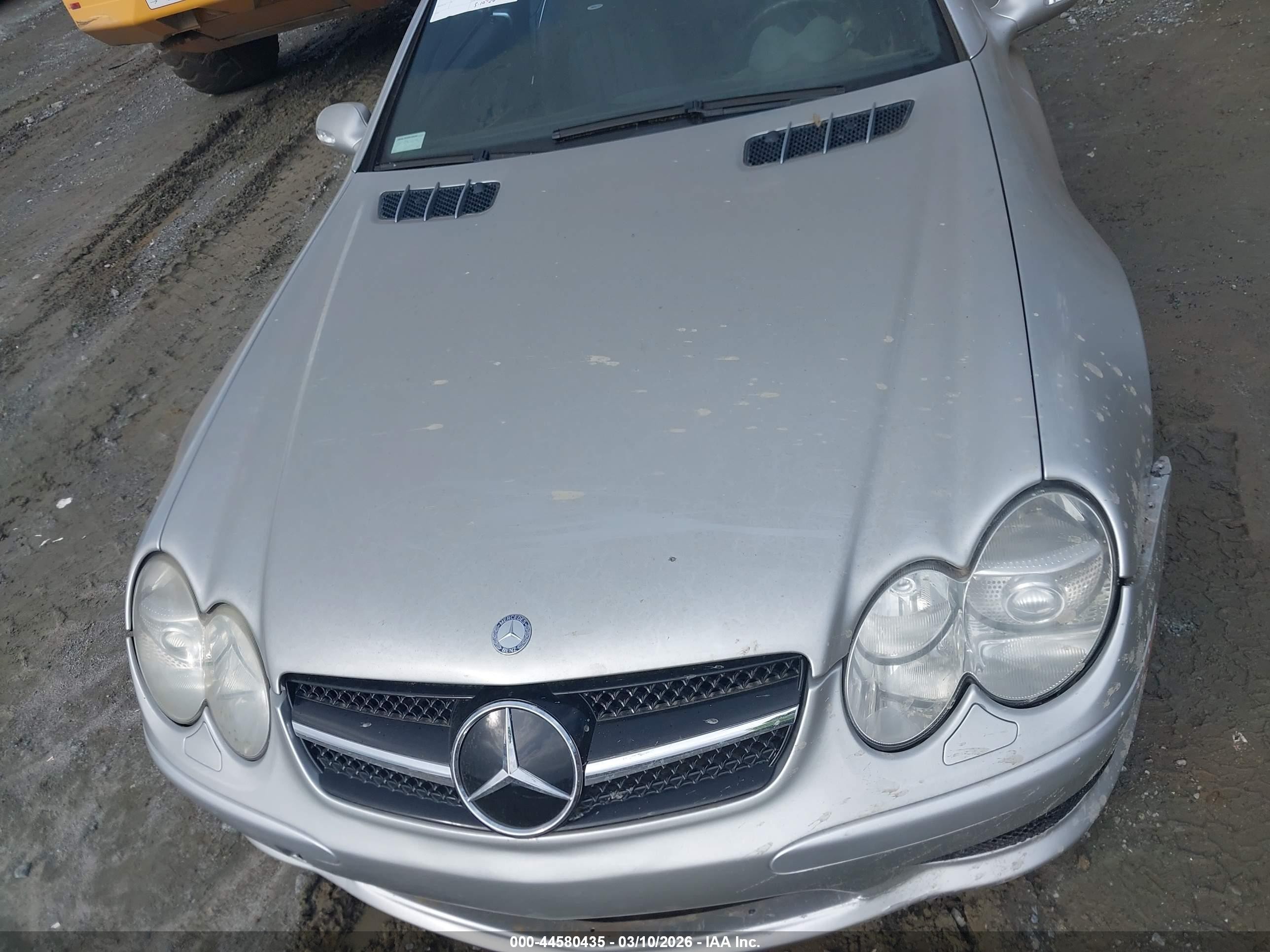 2003 Mercedes-benz Sl 55 Amg   Silver vin: WDBSK74FX3F047059
