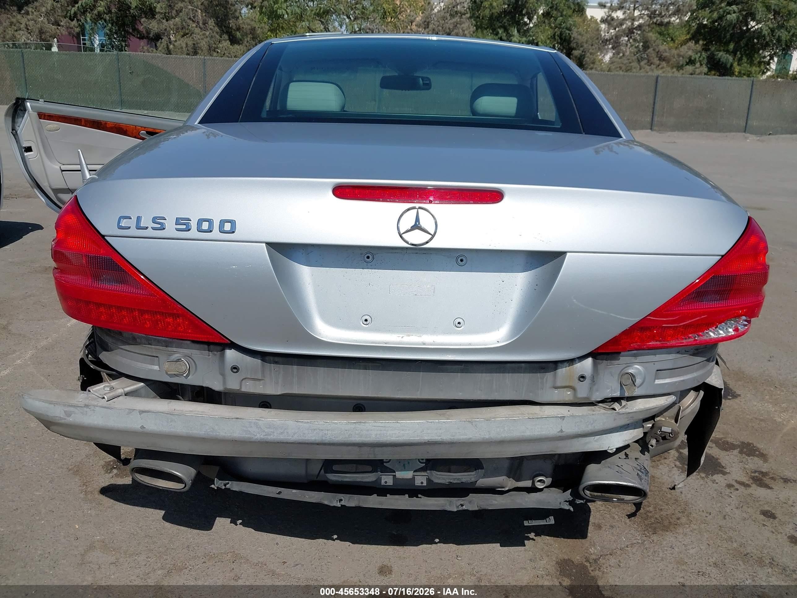2003 Mercedes-benz Sl 500 Silver vin: WDBSK75F03F020063