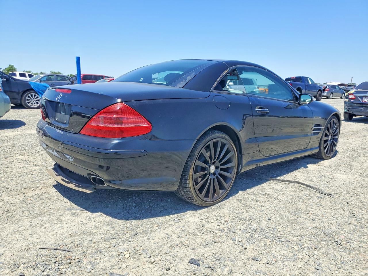 2004 Mercedes-benz Sl 500 Black vin: WDBSK75F04F064565