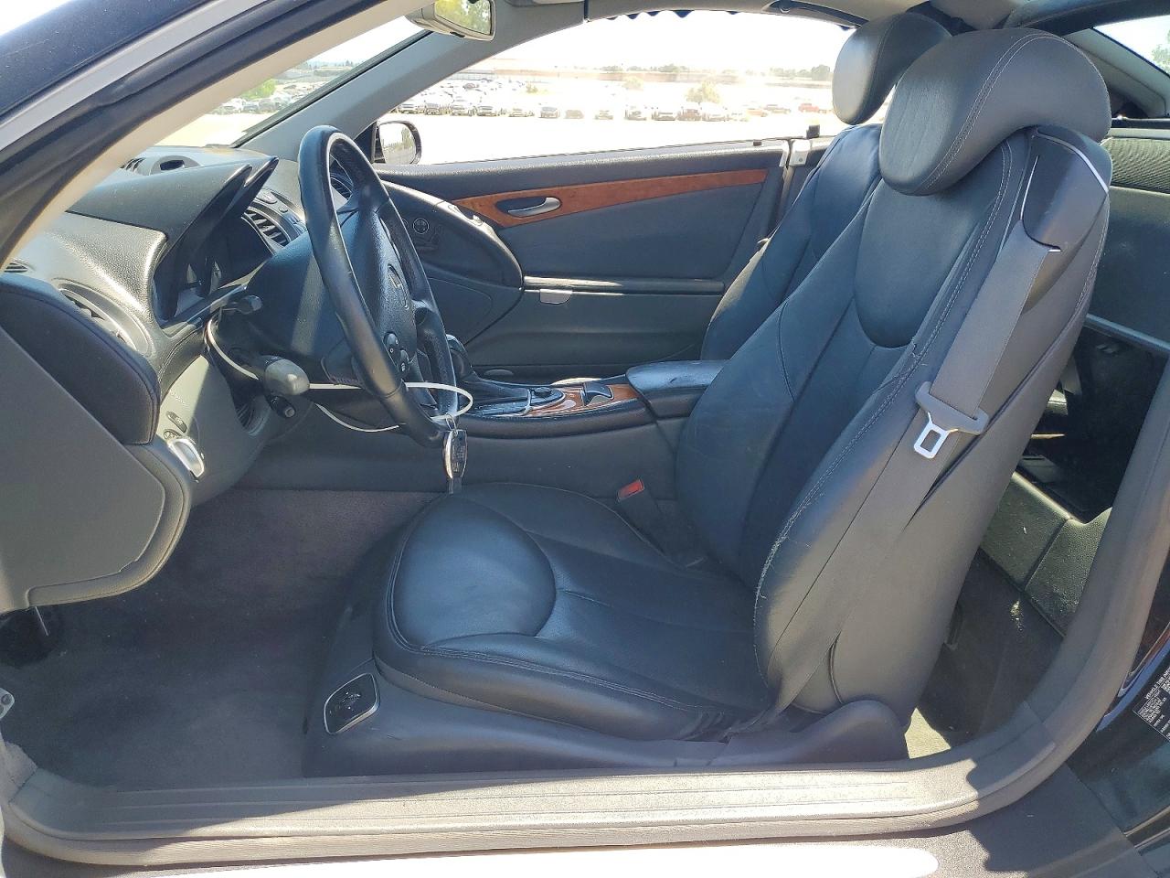 2004 Mercedes-benz Sl 500 Black vin: WDBSK75F04F064565