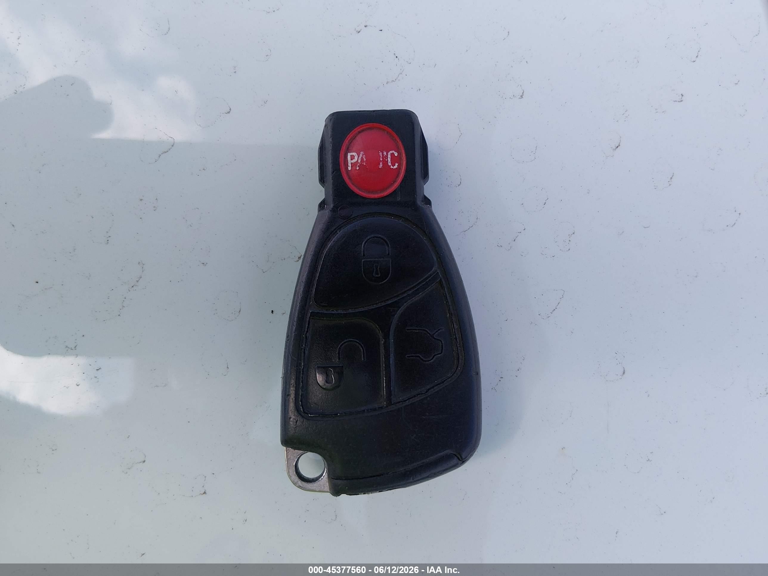 2004 Mercedes-benz Sl 500 Черный vin: WDBSK75F04F072410