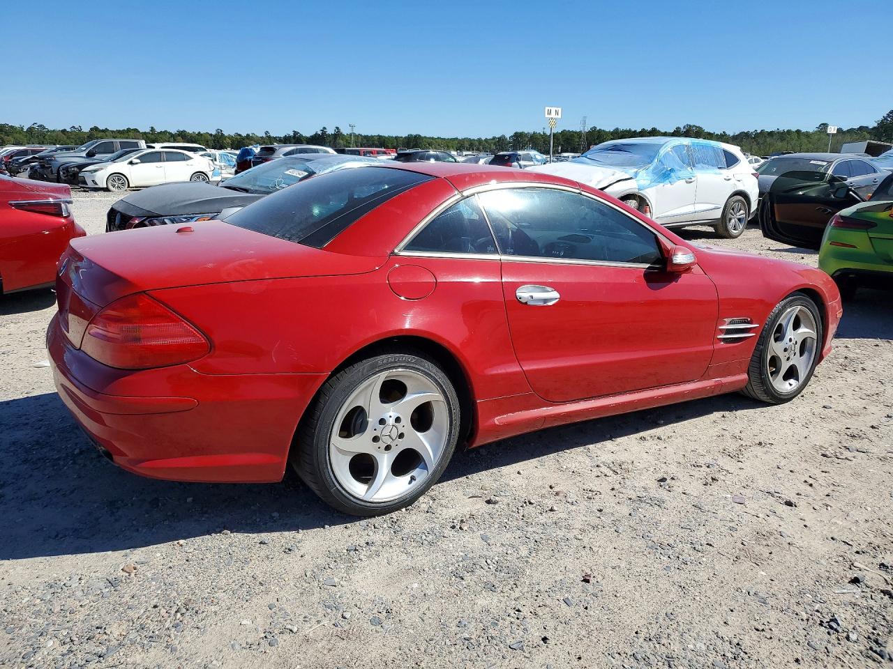 2005 Mercedes-benz Sl 500 Red vin: WDBSK75F05F093808
