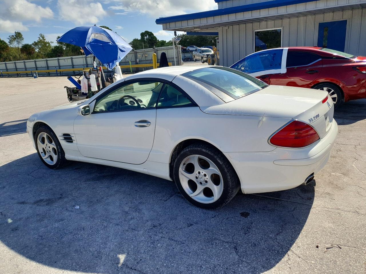 2005 Mercedes-benz Sl 500 Белый vin: WDBSK75F05F098930