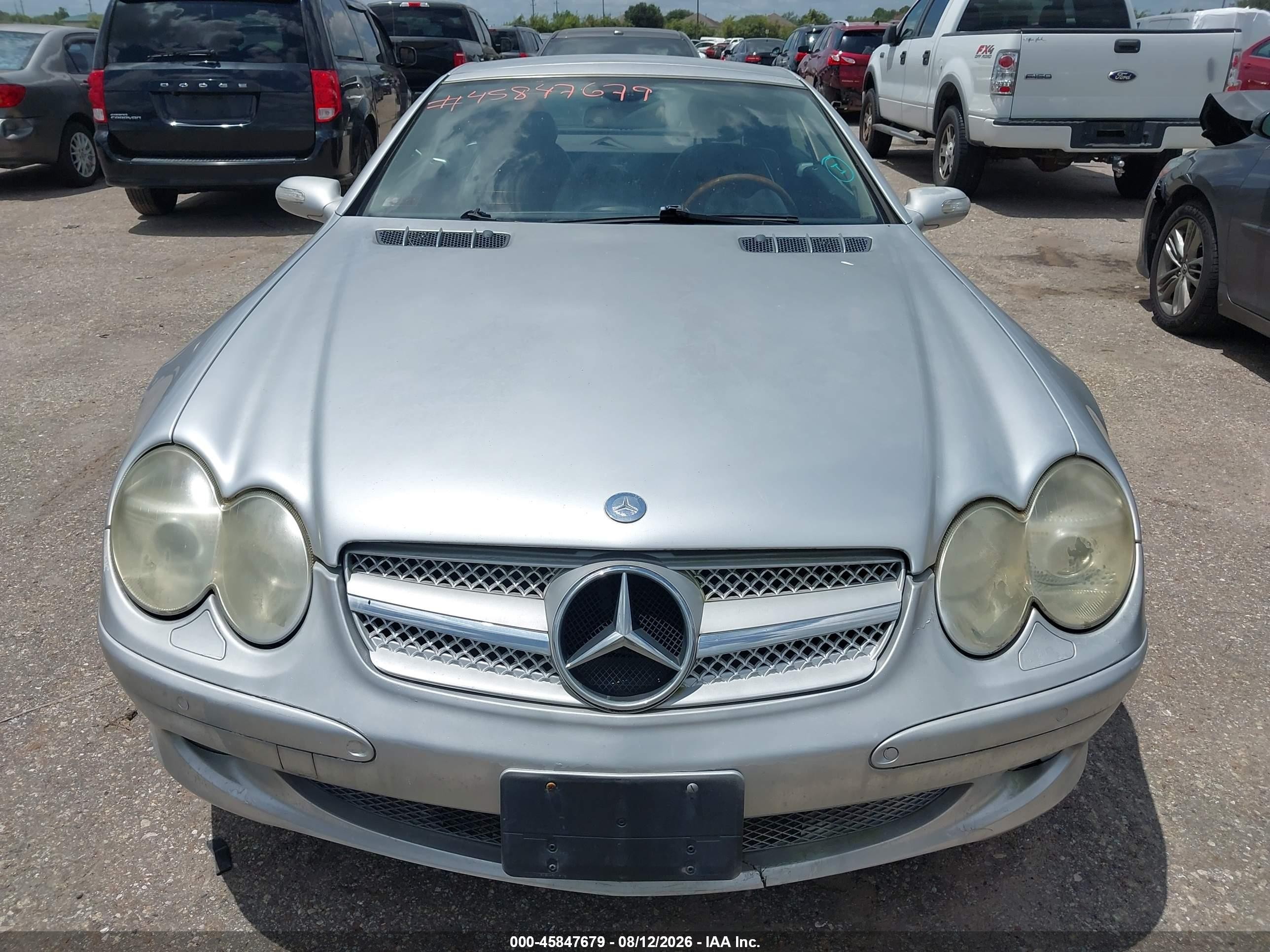 2005 Mercedes-benz Sl 500   Silver vin: WDBSK75F05F099169