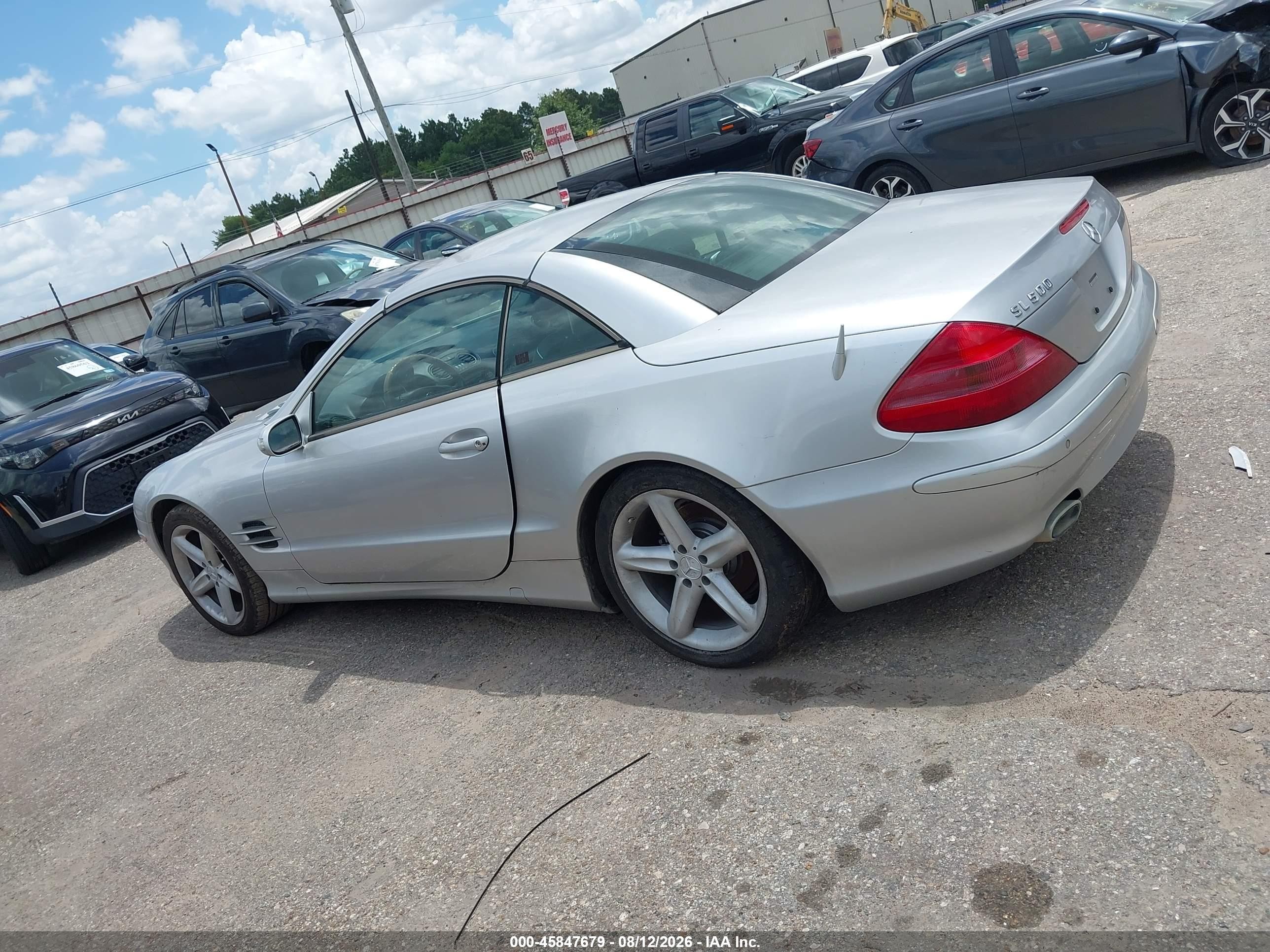 2005 Mercedes-benz Sl 500   Silver vin: WDBSK75F05F099169