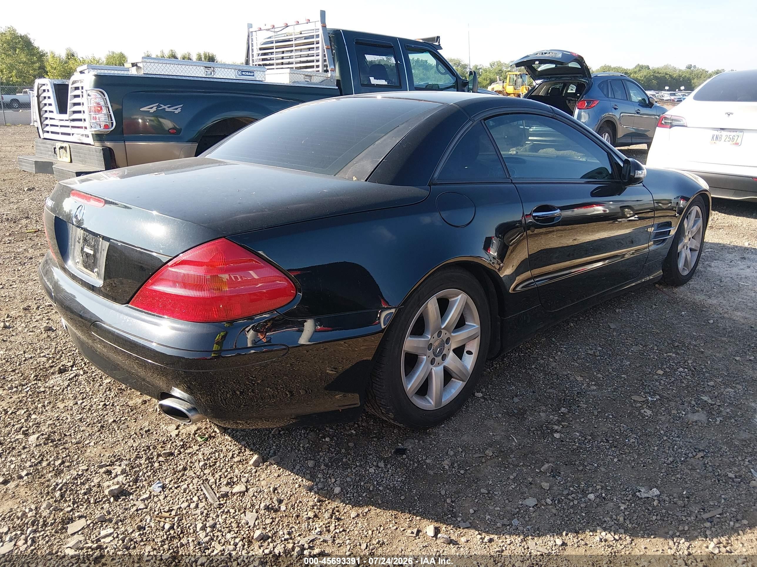 2003 Mercedes-benz Sl 500   Black vin: WDBSK75F13F059017