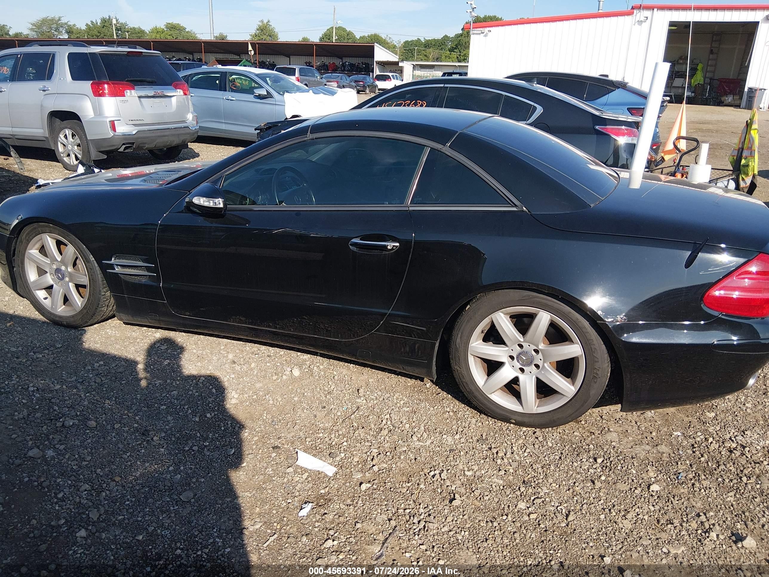 2003 Mercedes-benz Sl 500   Black vin: WDBSK75F13F059017