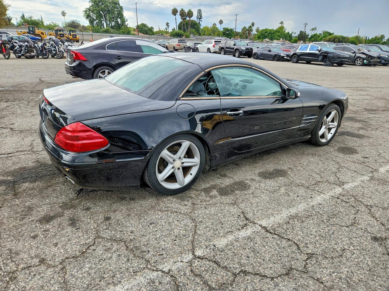 2004 Mercedes-benz Sl 500 Черный vin: WDBSK75F14F067412