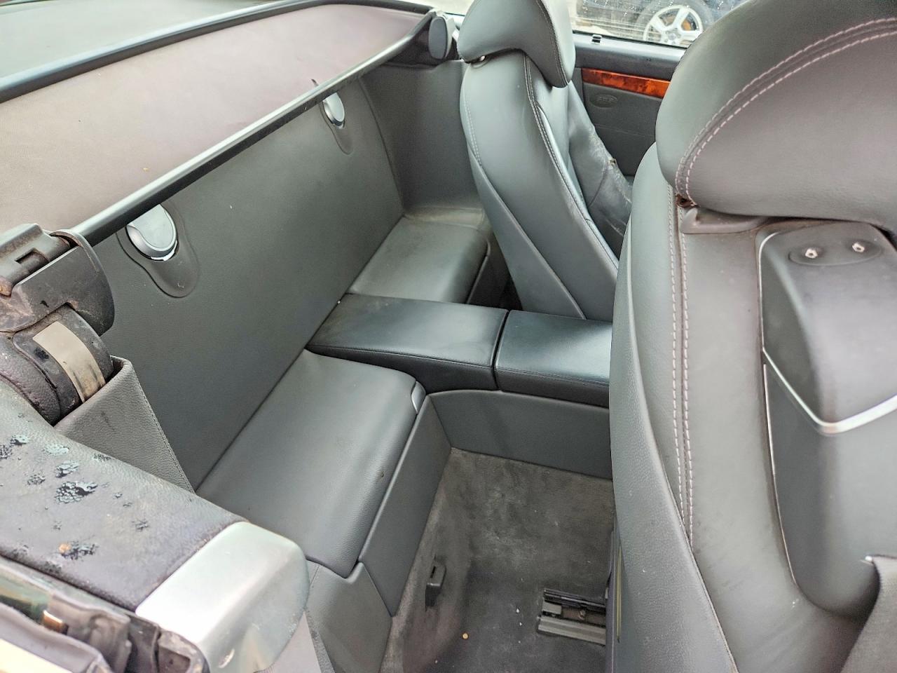 2004 Mercedes-benz Sl 500 Черный vin: WDBSK75F14F067412